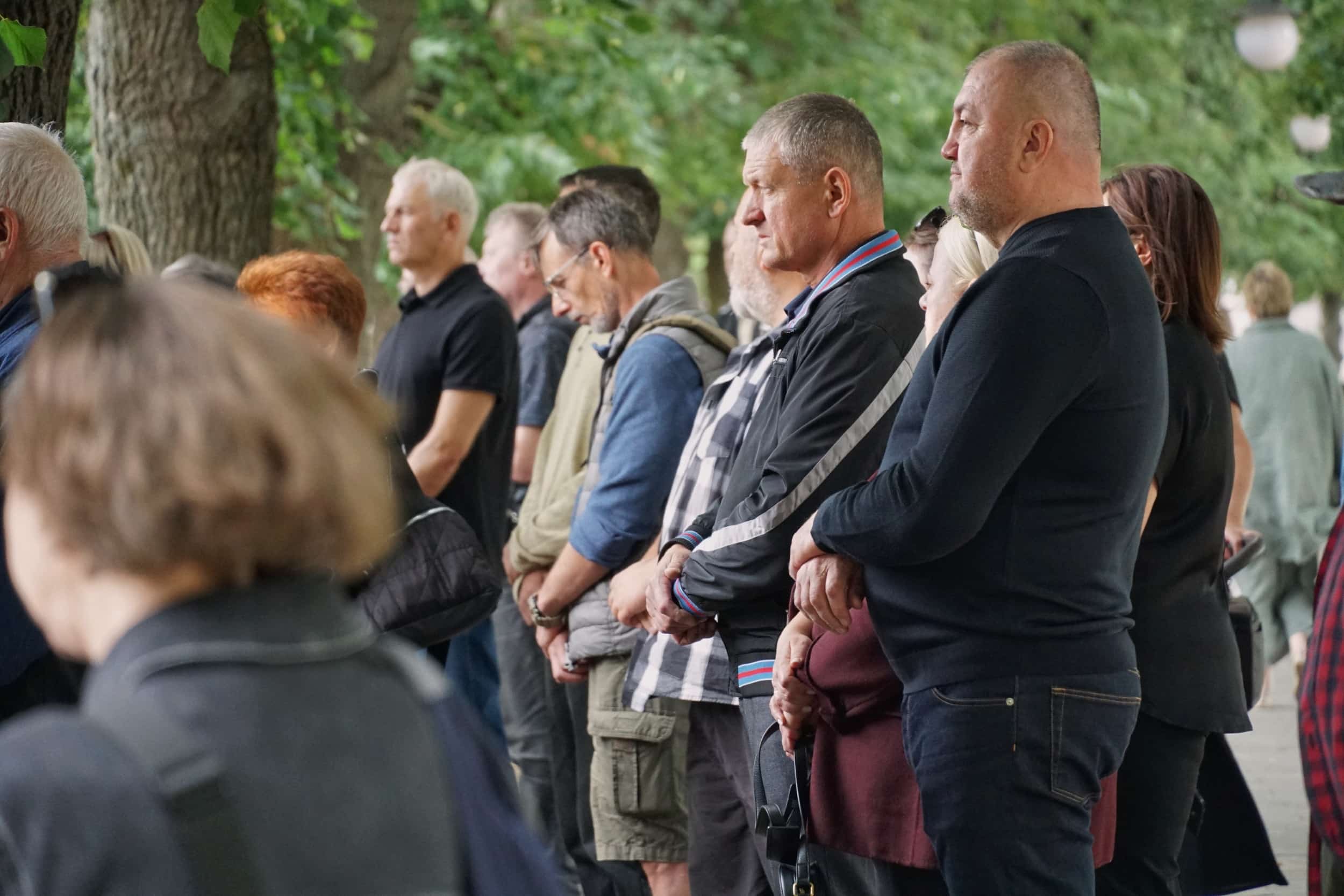 В Ужгороді сьогодні віддали останню шану 49-річному захиснику України, старшому солдату Івану Ігнацевичу
