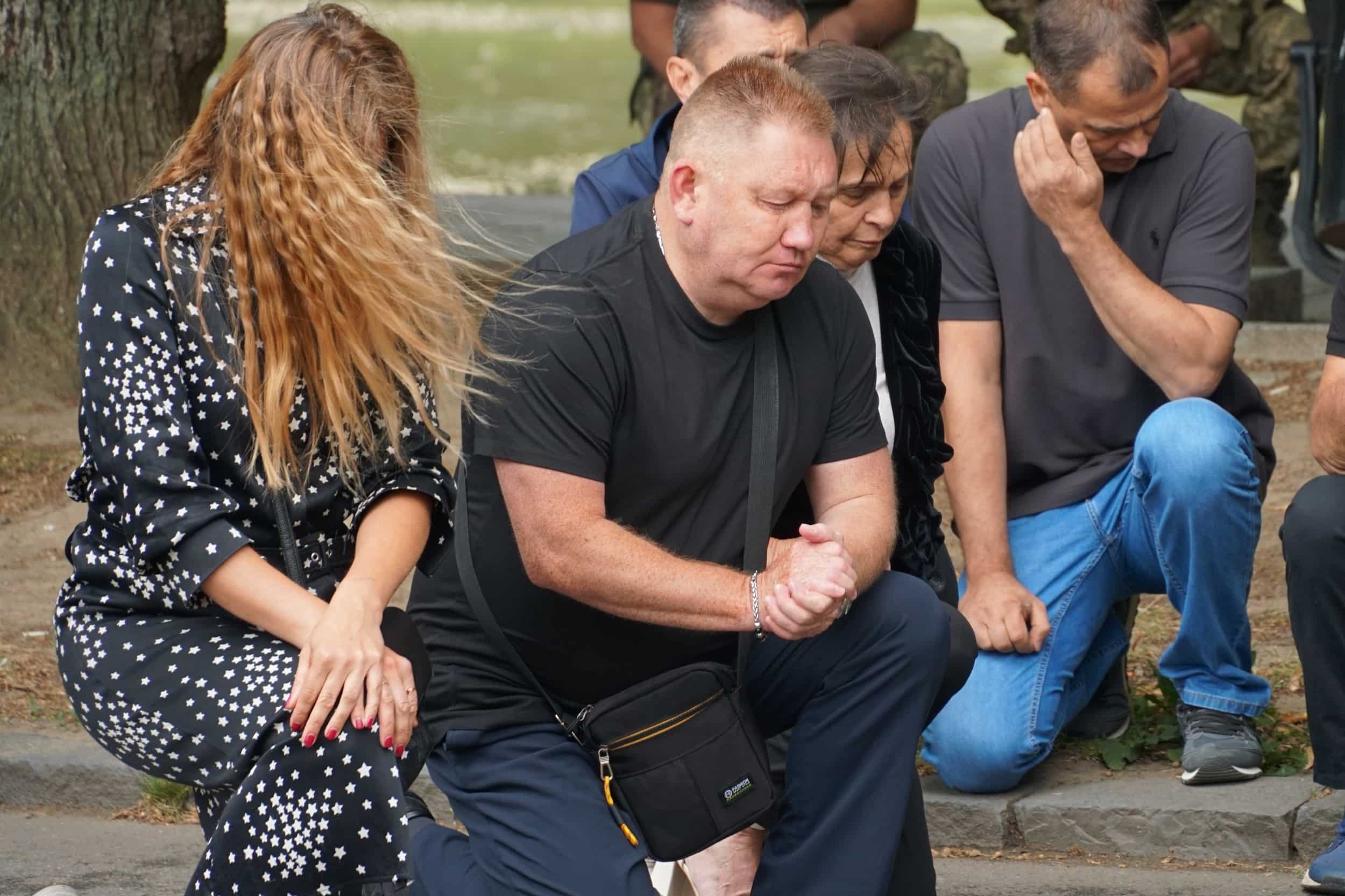 В Ужгороді сьогодні віддали останню шану 49-річному захиснику України, старшому солдату Івану Ігнацевичу