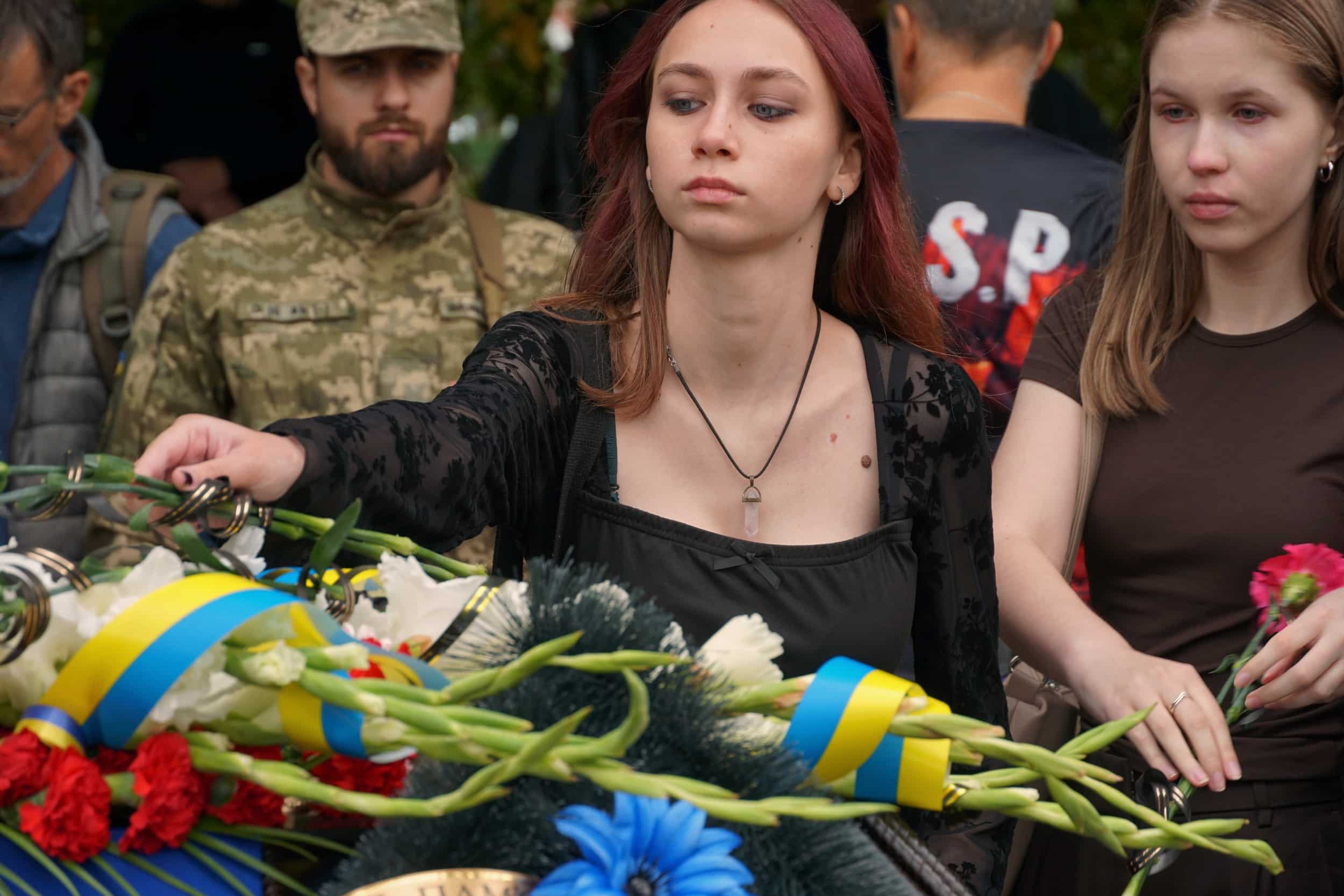 В Ужгороді сьогодні віддали останню шану 49-річному захиснику України, старшому солдату Івану Ігнацевичу