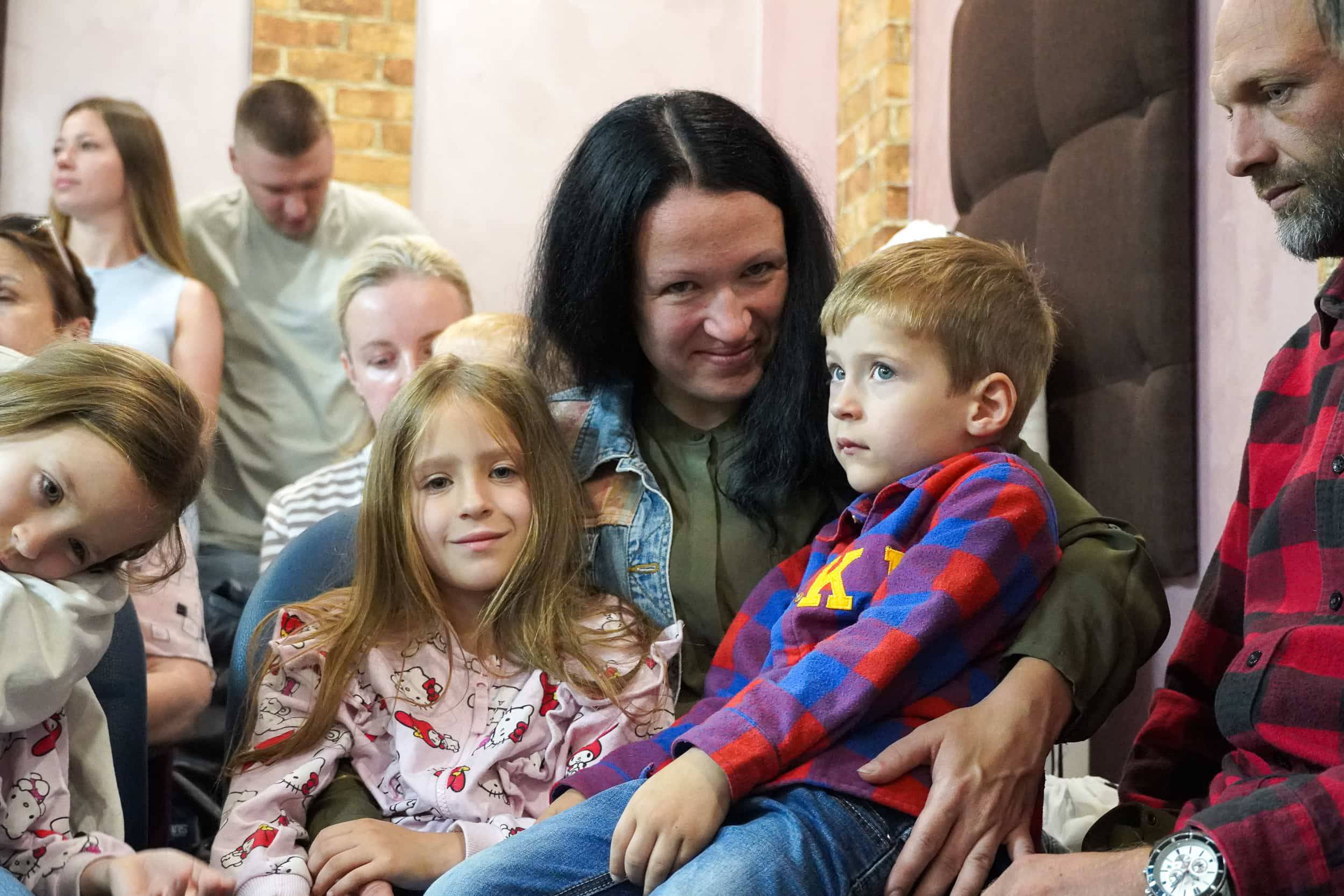 «Вільні разом»: в Ужгороді відкрили осередoк підтримки для херсонців