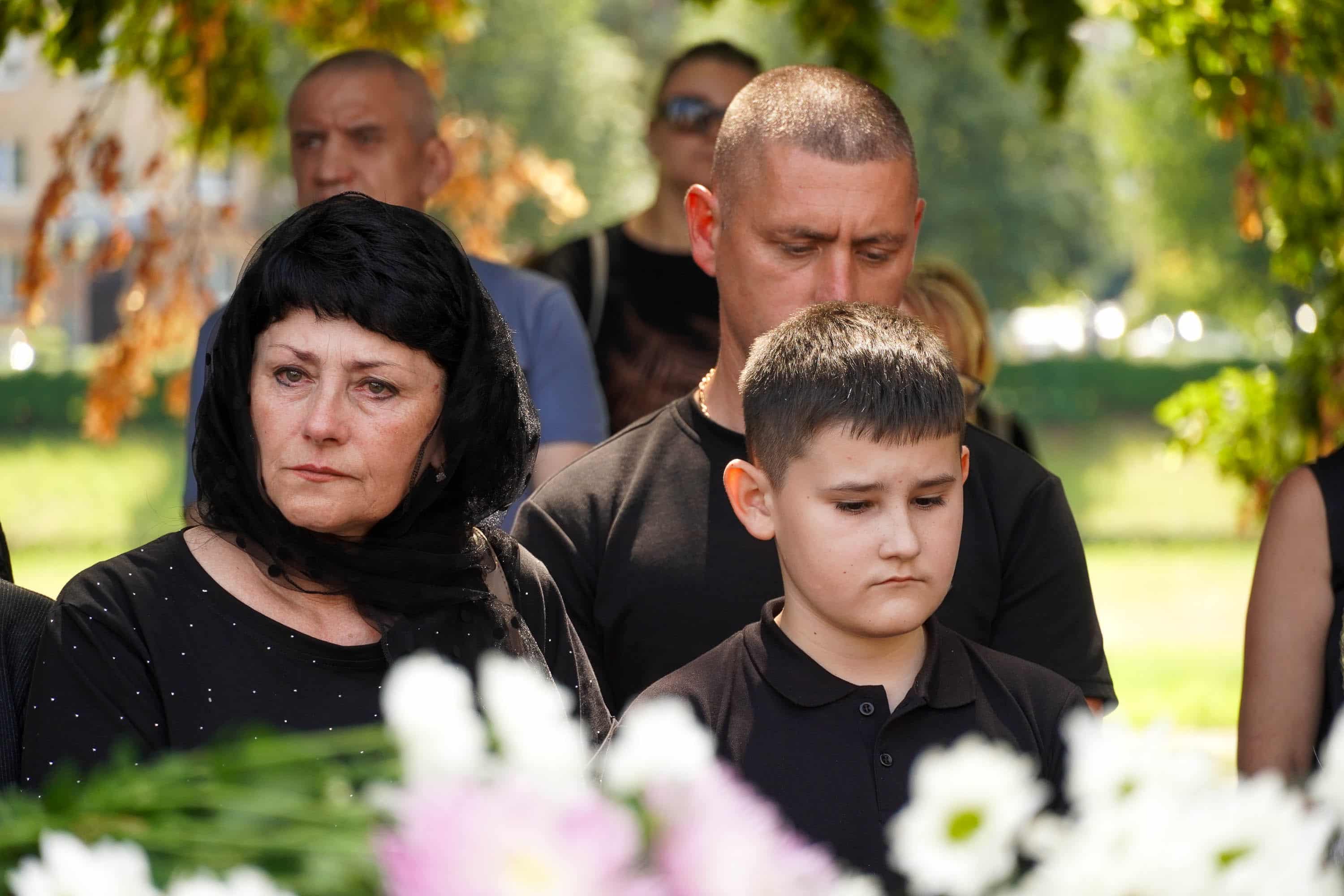 Сьогодні в Ужгороді попрощалися із 36-річним солдатом Миколою Філюком