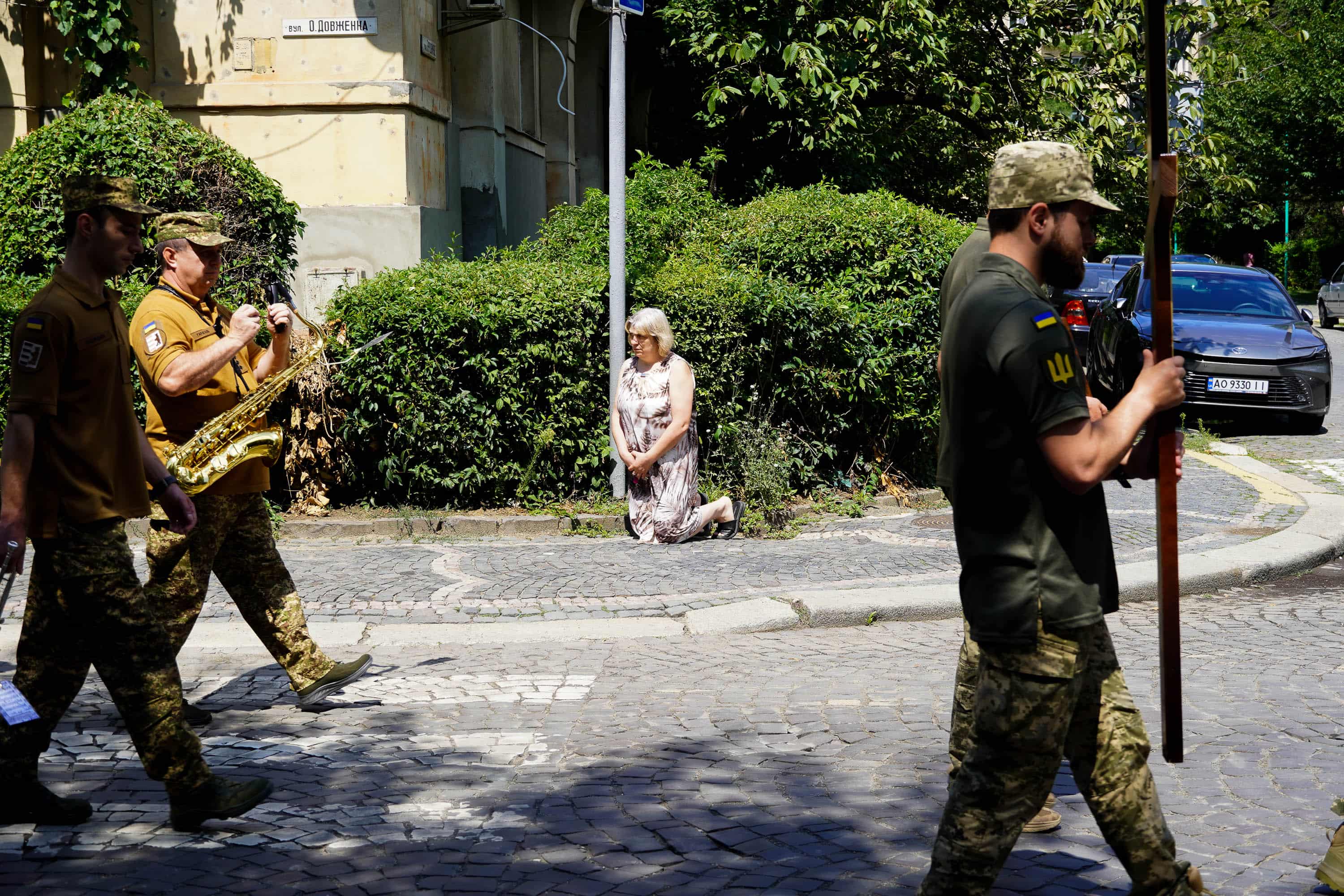 Сьогодні в Ужгороді попрощалися із 36-річним солдатом Миколою Філюком