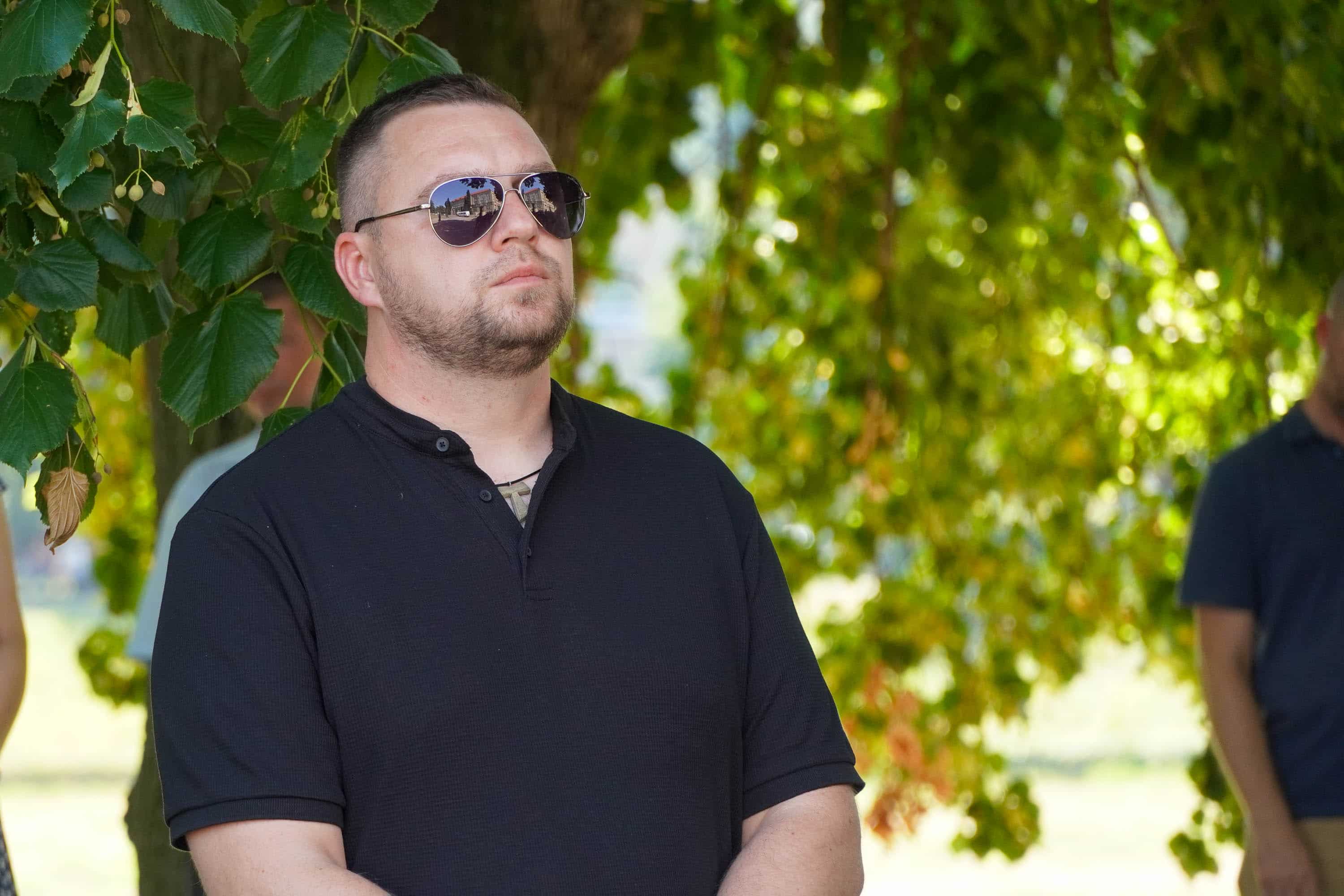 Ужгород в жалобі: сьогодні в місті попрощалися із 31-річним солдатом Богданом Югасом