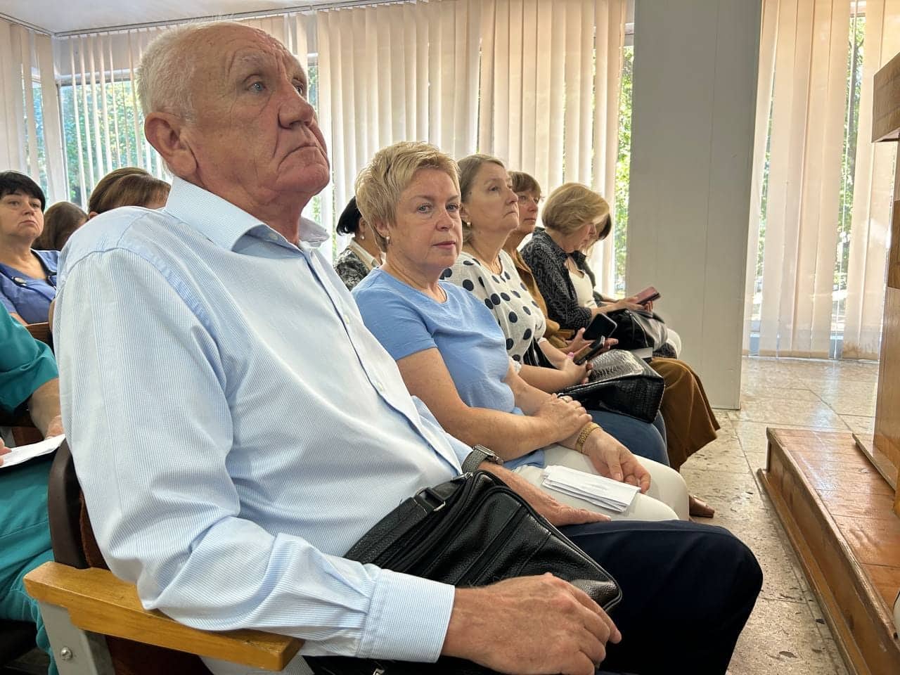 Медики Ужгорода поділилися досвідом допомоги військовим та ВПО