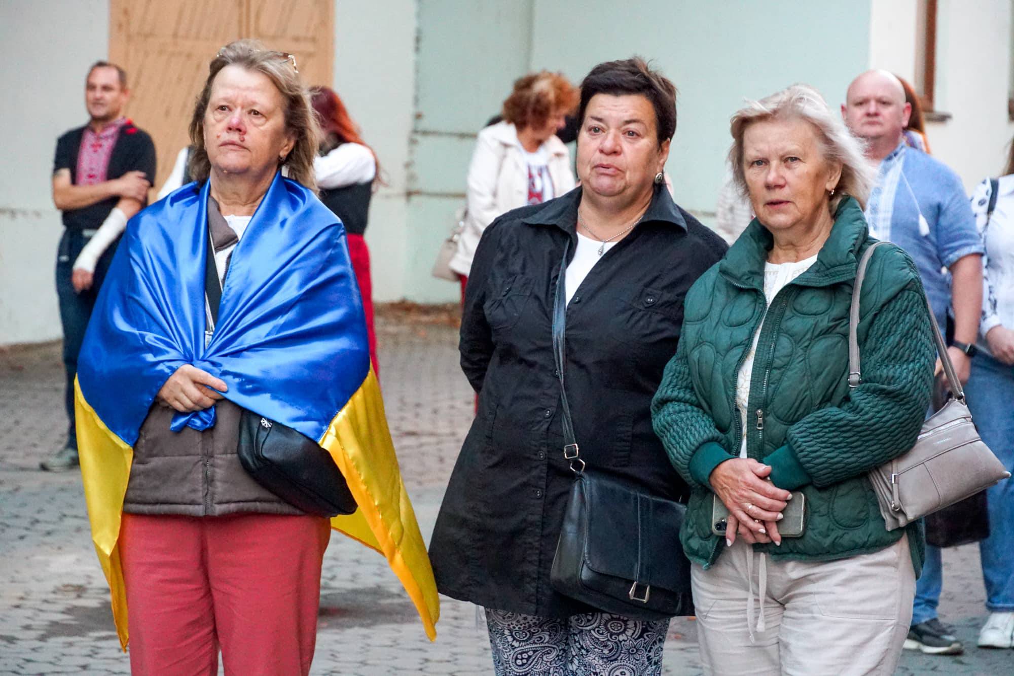 Світанок 35-го Дня Незалежності України в Ужгороді зустріли спільною молитвою