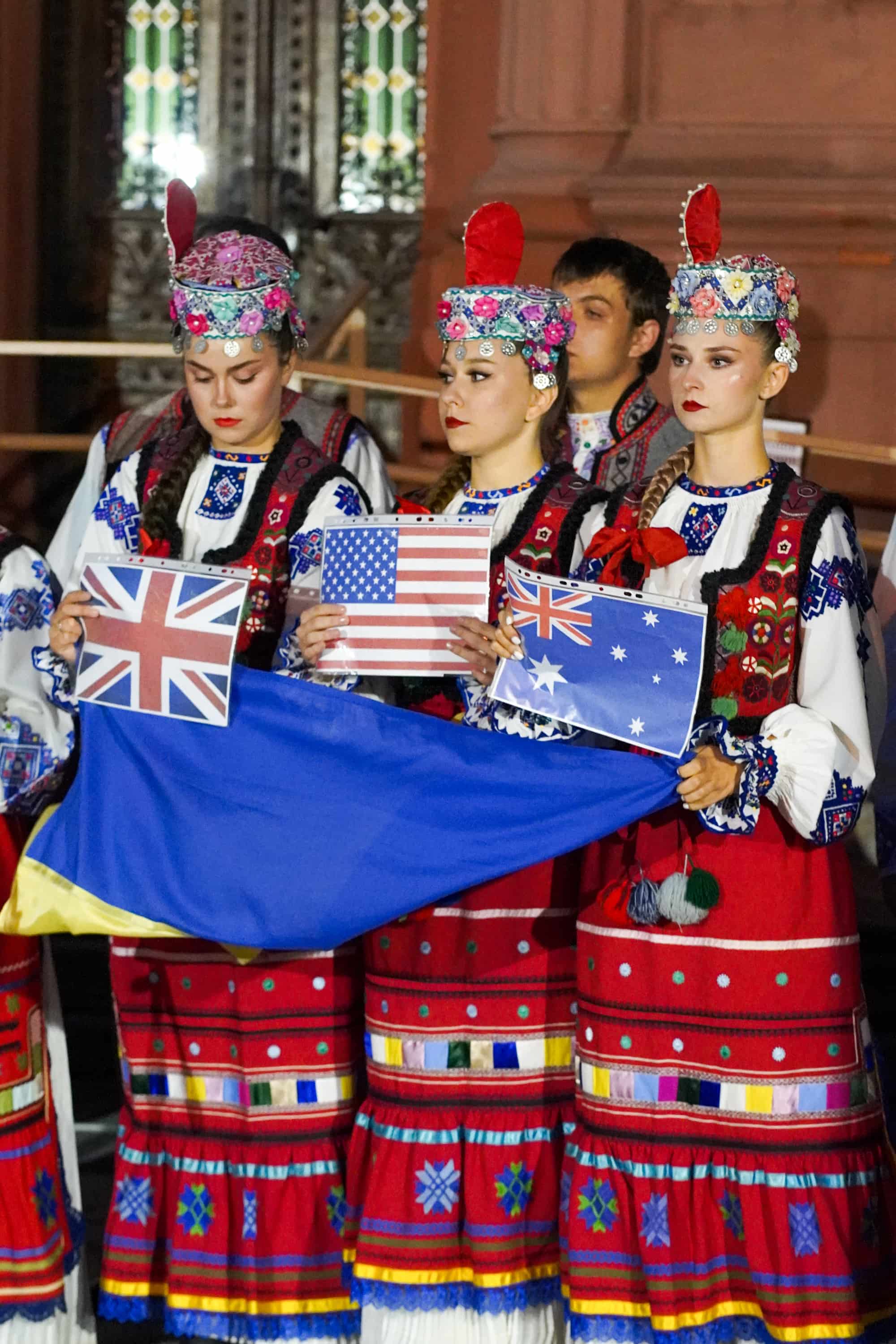 Світанок 35-го Дня Незалежності України в Ужгороді зустріли спільною молитвою