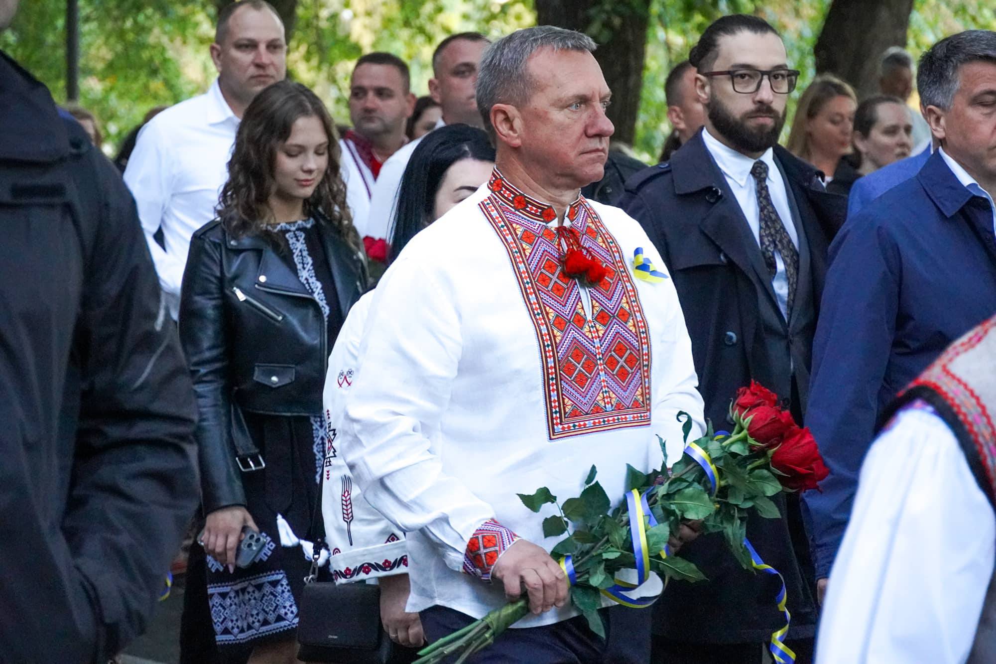 Світанок 35-го Дня Незалежності України в Ужгороді зустріли спільною молитвою