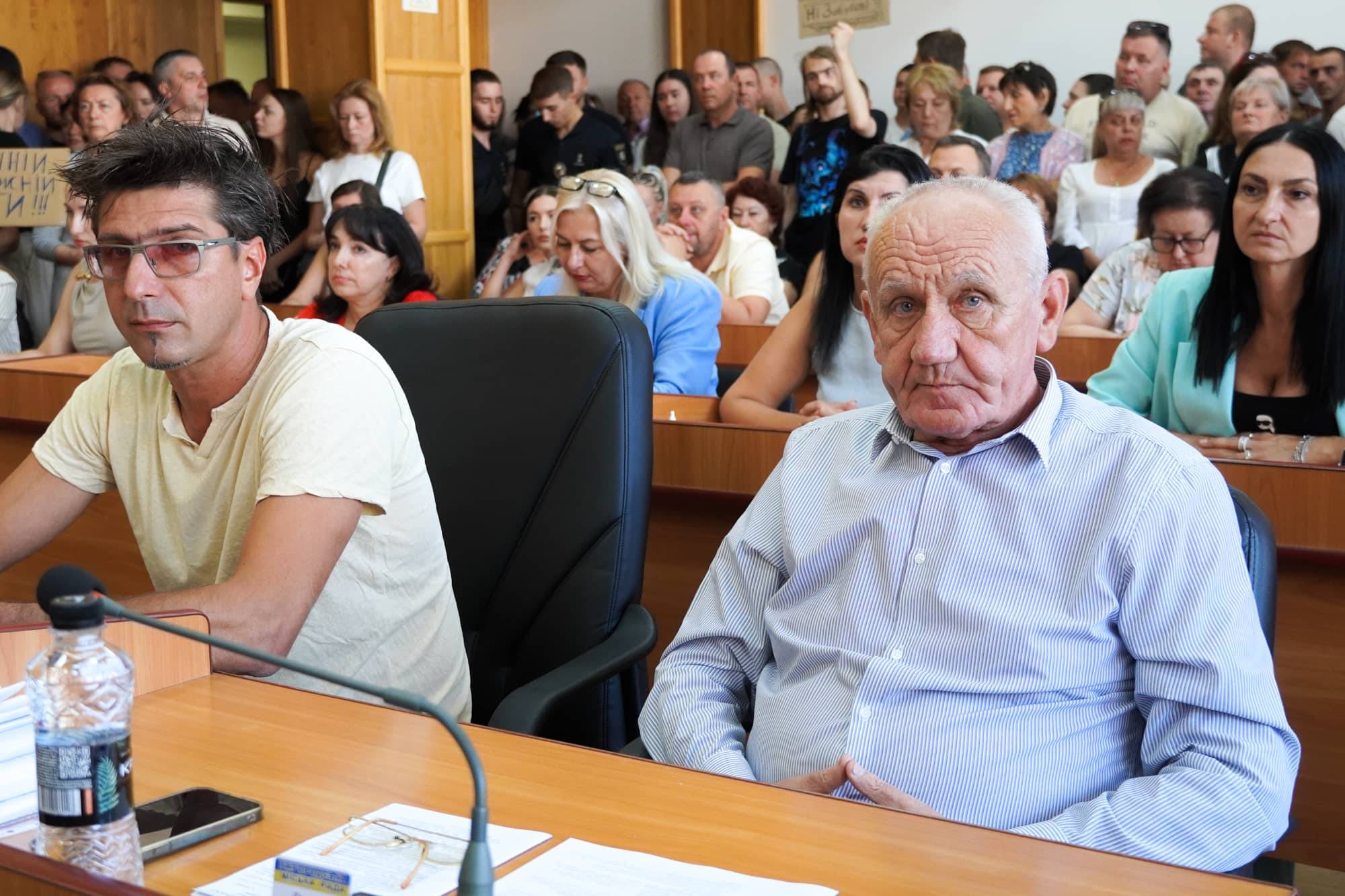 Сесія Ужгородської міської ради: додаткові кошти на оборону, соціальні програми та підтримку містян