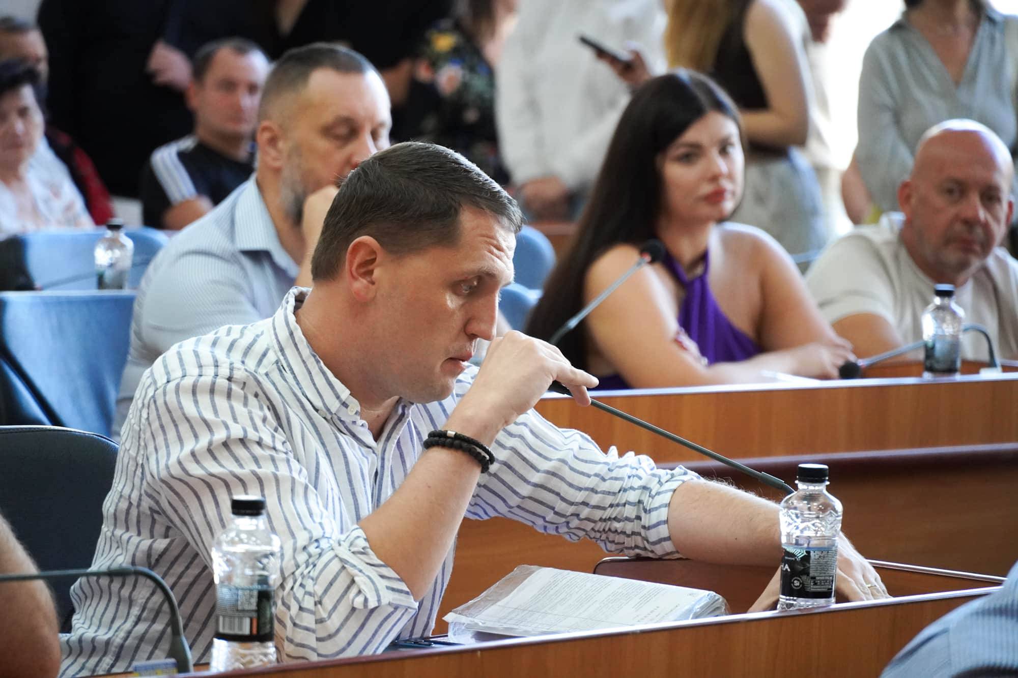 Сесія Ужгородської міської ради: додаткові кошти на оборону, соціальні програми та підтримку містян