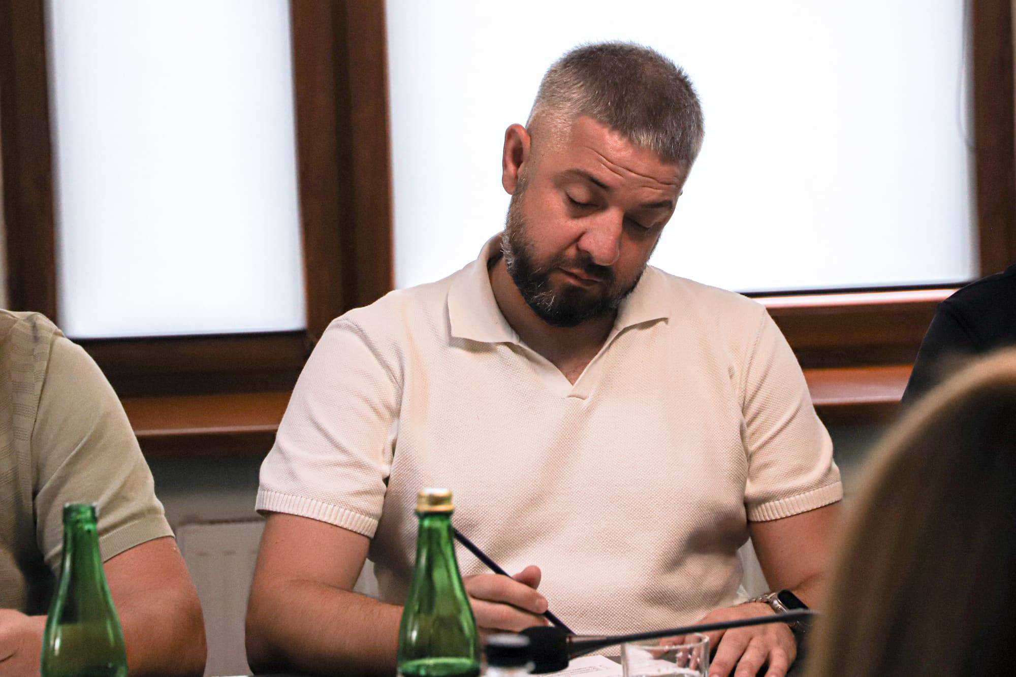 На черговому засіданні виконавчого комітету Ужгородської міської ради сьогодні, 26 серпня, розглянули низку питань