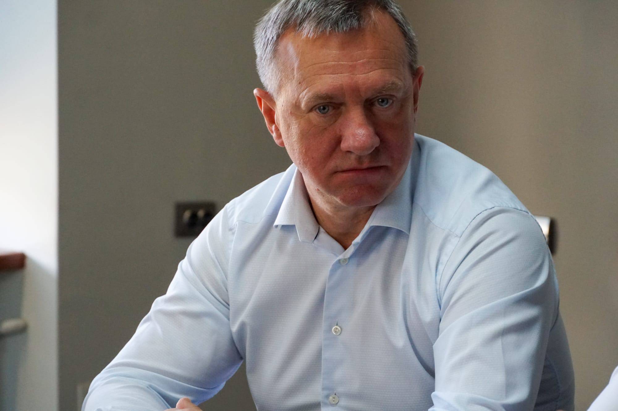 Міський голова Ужгорода Богдан Андріїв провів робочу нараду щодо перебігу капітального ремонту вулиці Карпатської України