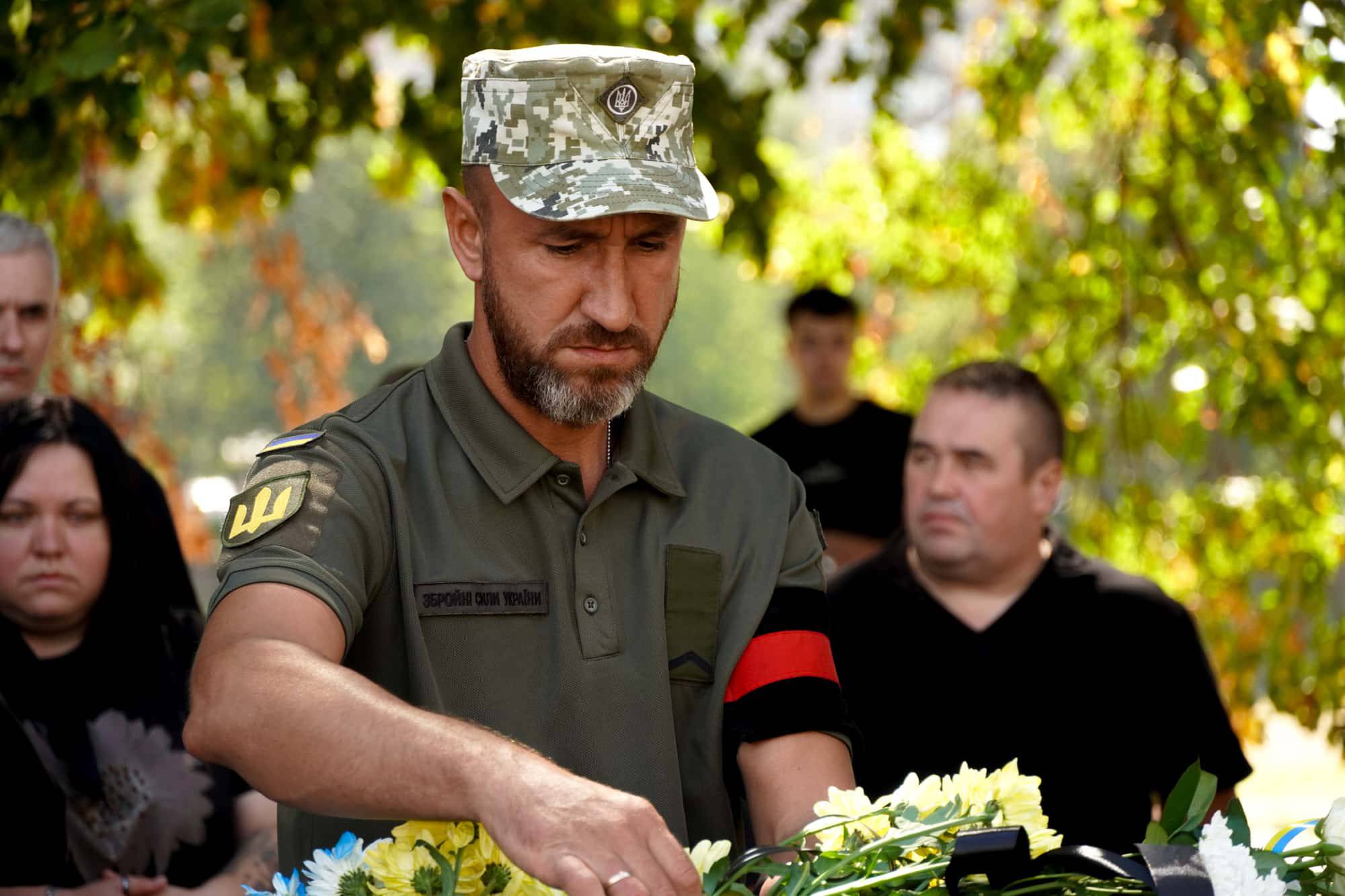В Ужгороді попрощалися із полеглим 35-річним захисником України – солдатом Сергієм Москалевичем