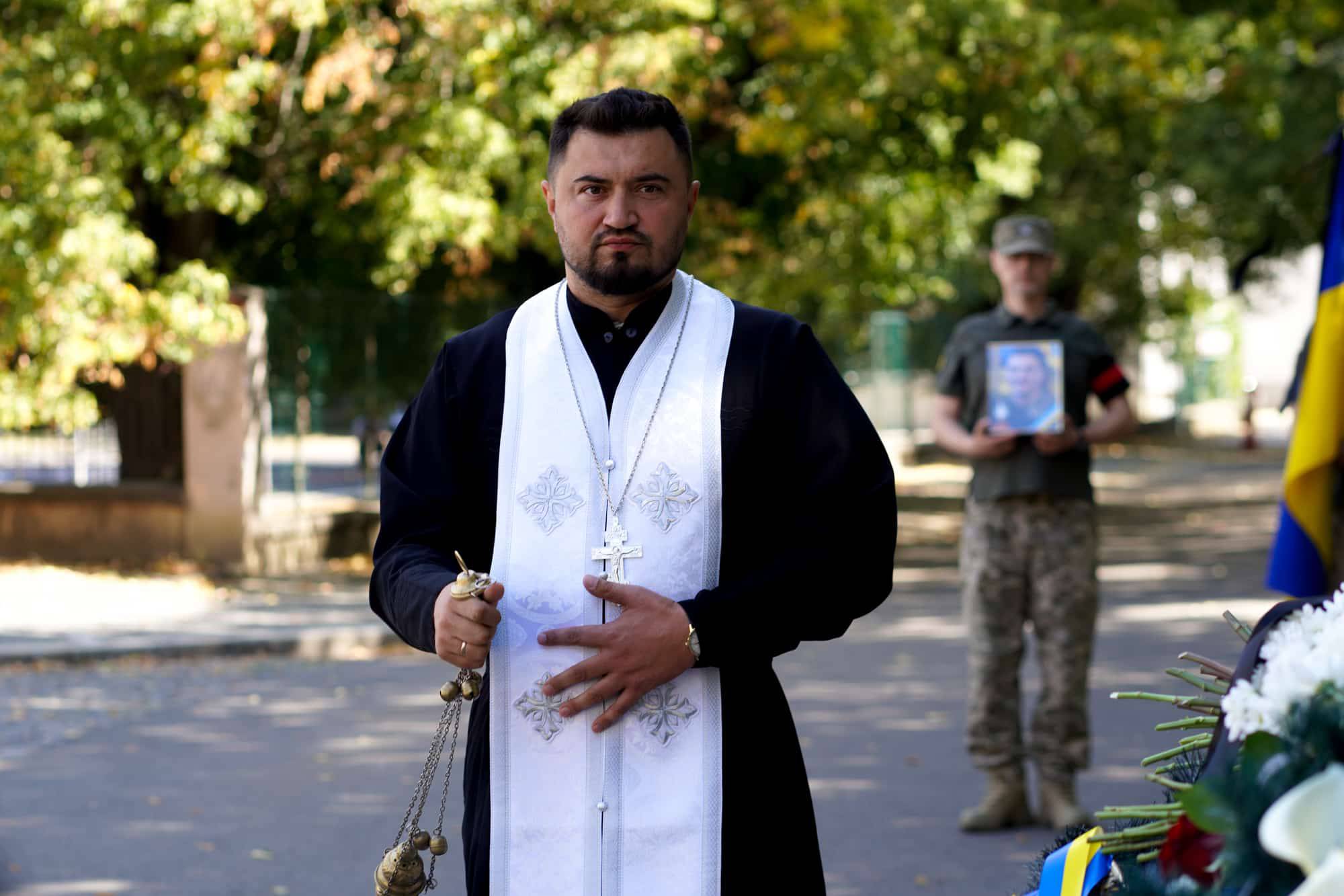 В Ужгороді попрощалися із полеглим 35-річним захисником України – солдатом Сергієм Москалевичем