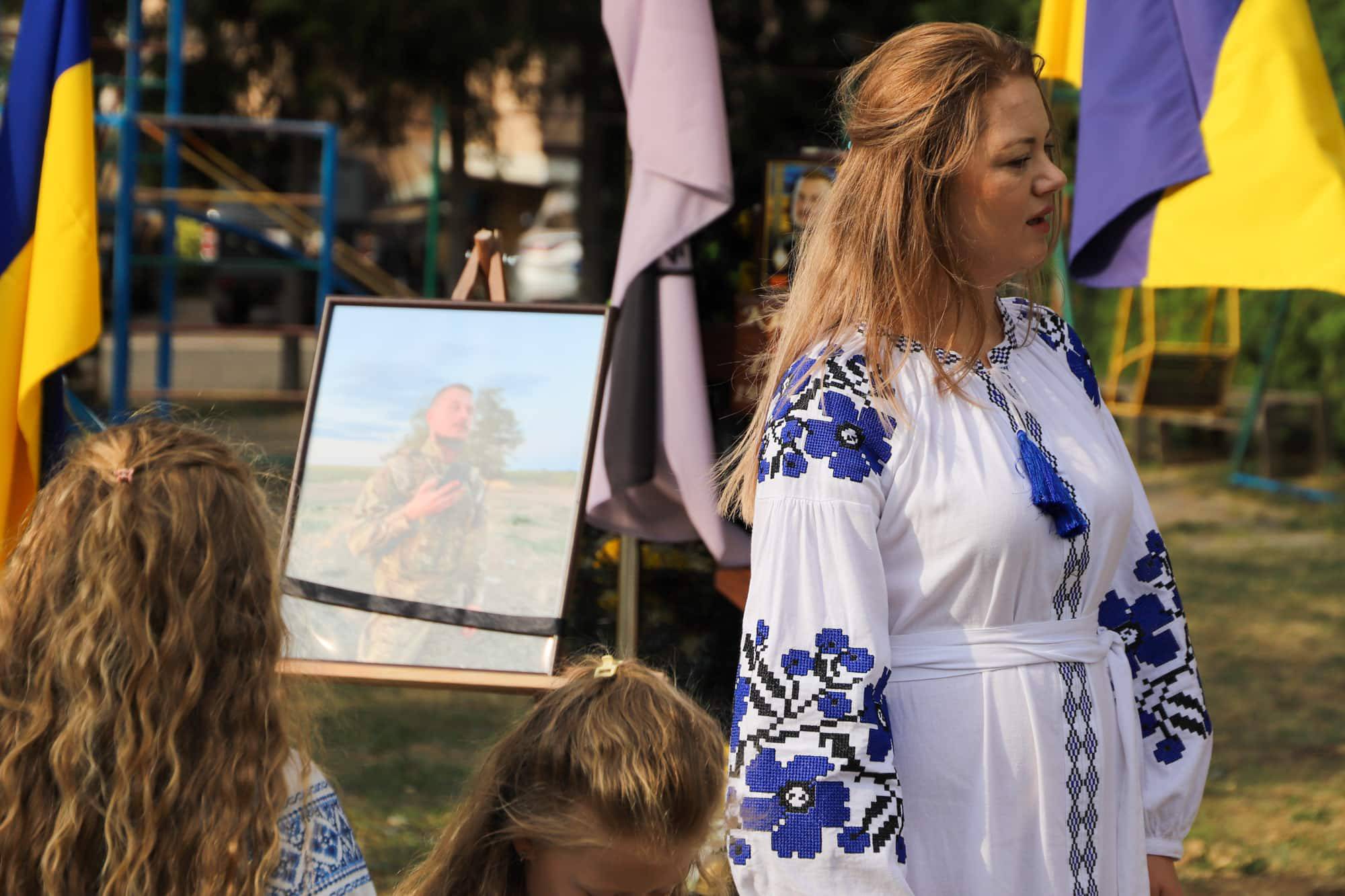 Пам’ятаємо тих, хто віддав життя за Україну – сьогодні Ужгород разом із усією Україною вшановує полеглих захисників