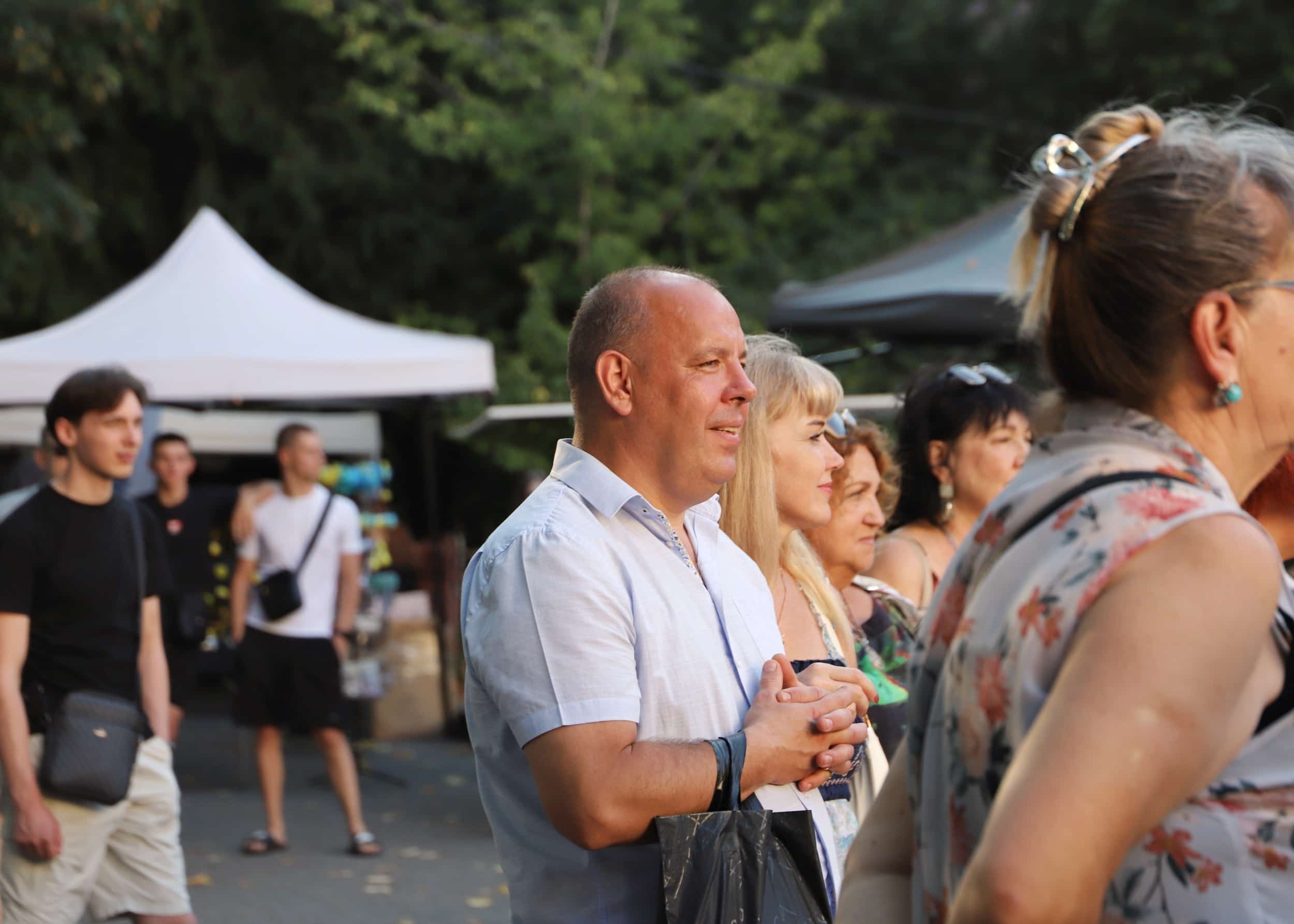 В Ужгороді відбувся благодійний концерт та вечір караоке