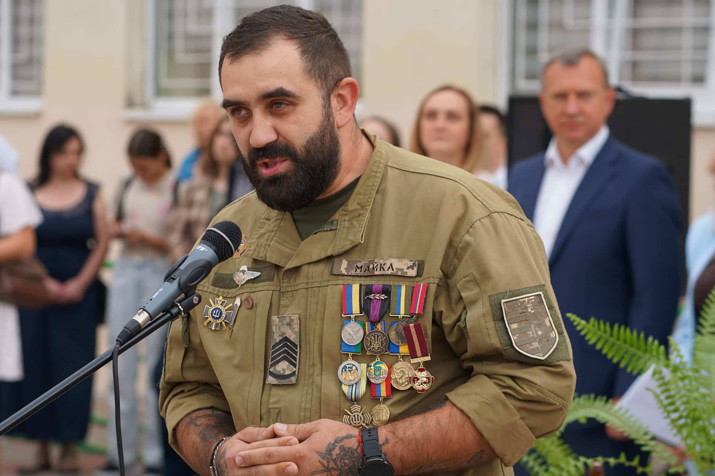 В Ужгороді пролунав перший дзвоник: новий навчальний рік розпочали понад 17 тисяч дітей