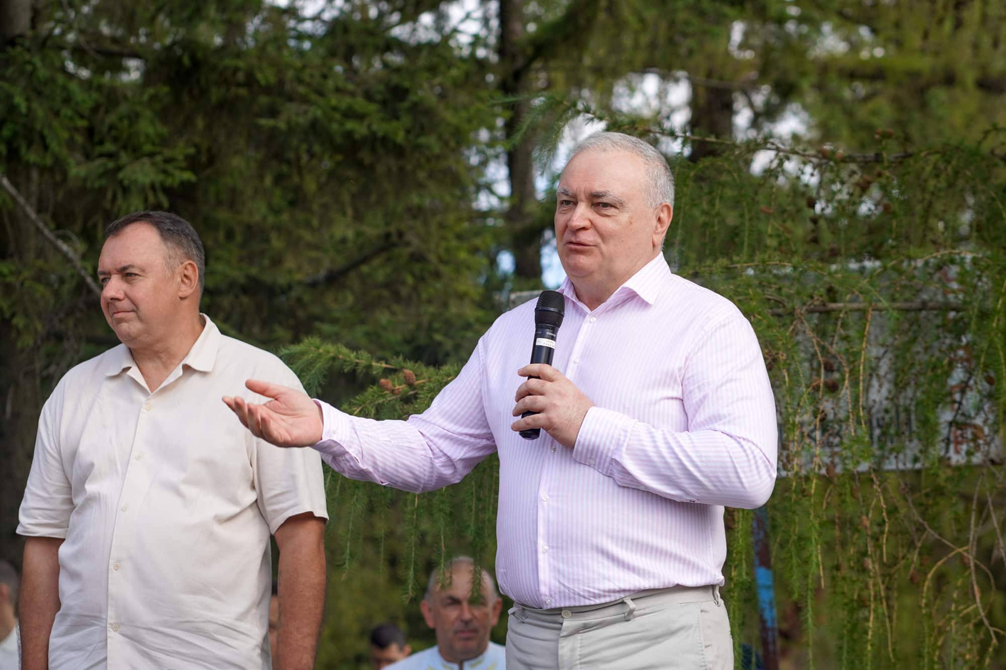 В УжНУ урочисто посвятили першокурсників у студенти