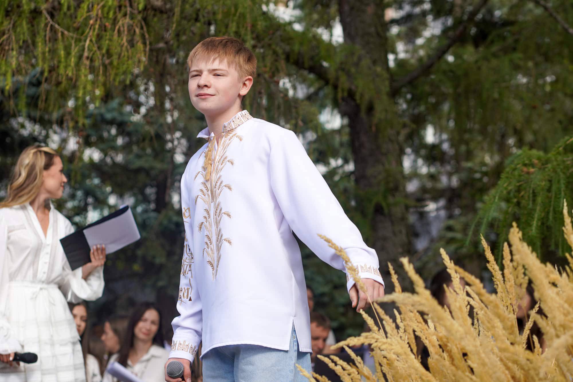 В УжНУ урочисто посвятили першокурсників у студенти
