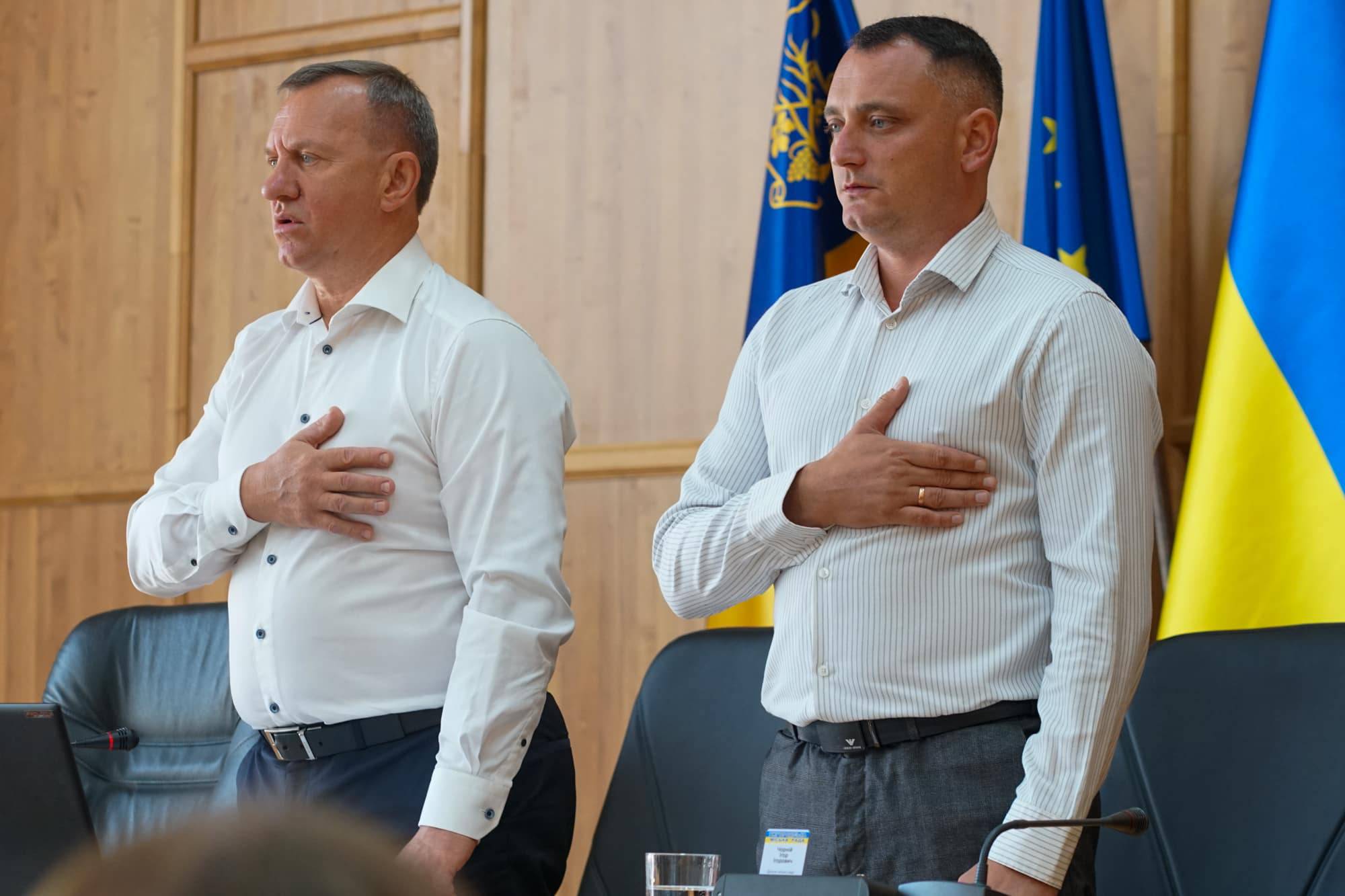 На позачерговій сесії 92 полеглим захисникам присвоїли звання «Почесний громадянин Ужгорода»