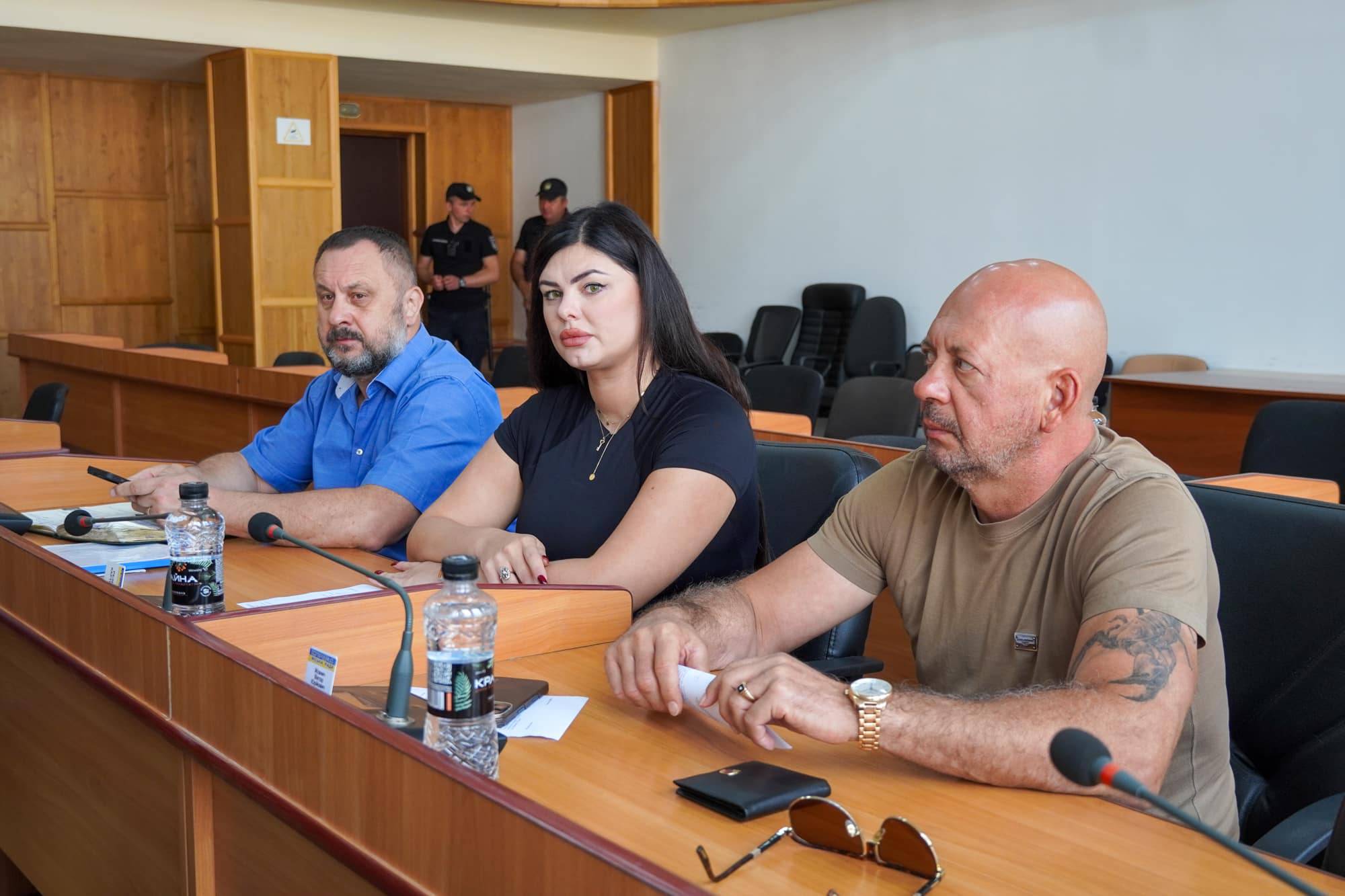 На позачерговій сесії 92 полеглим захисникам присвоїли звання «Почесний громадянин Ужгорода»