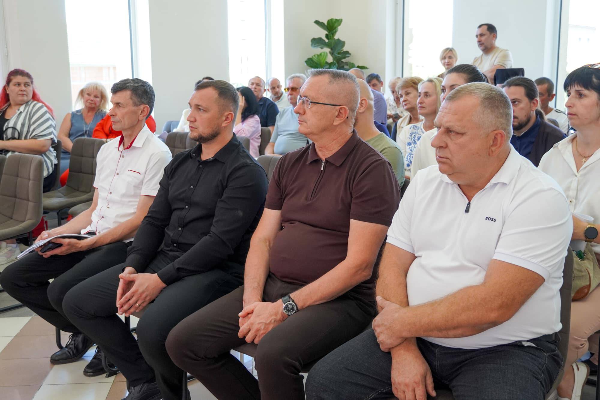 Два дитячі будинки сімейного типу в Ужгороді отримали допомогу від Фундації Олени Зеленської