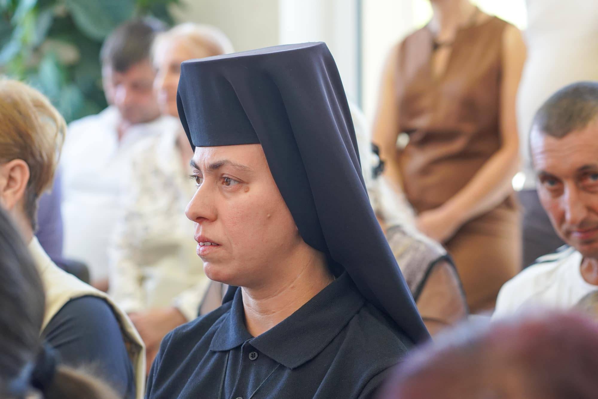 Два дитячі будинки сімейного типу в Ужгороді отримали допомогу від Фундації Олени Зеленської