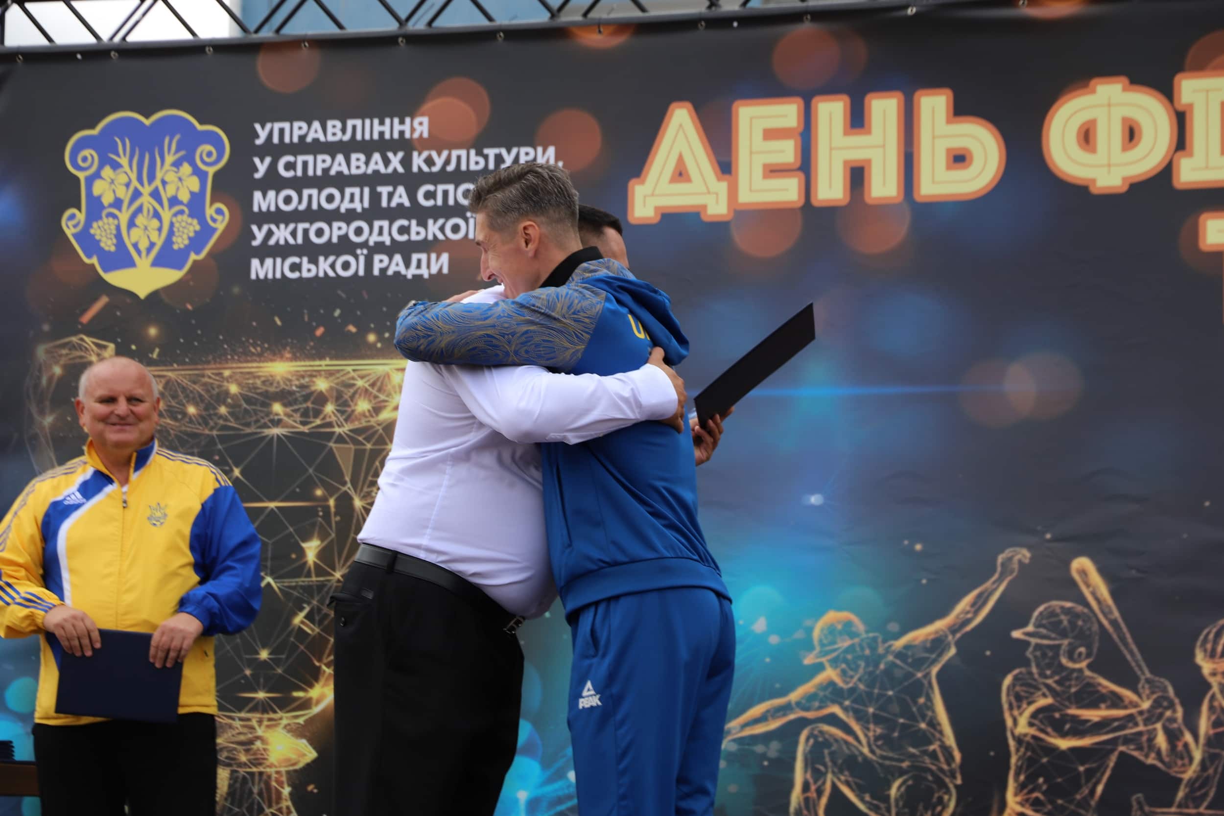 Близько 800 спортсменів пройшли центром Ужгорода під час «Ходи чемпіонів»