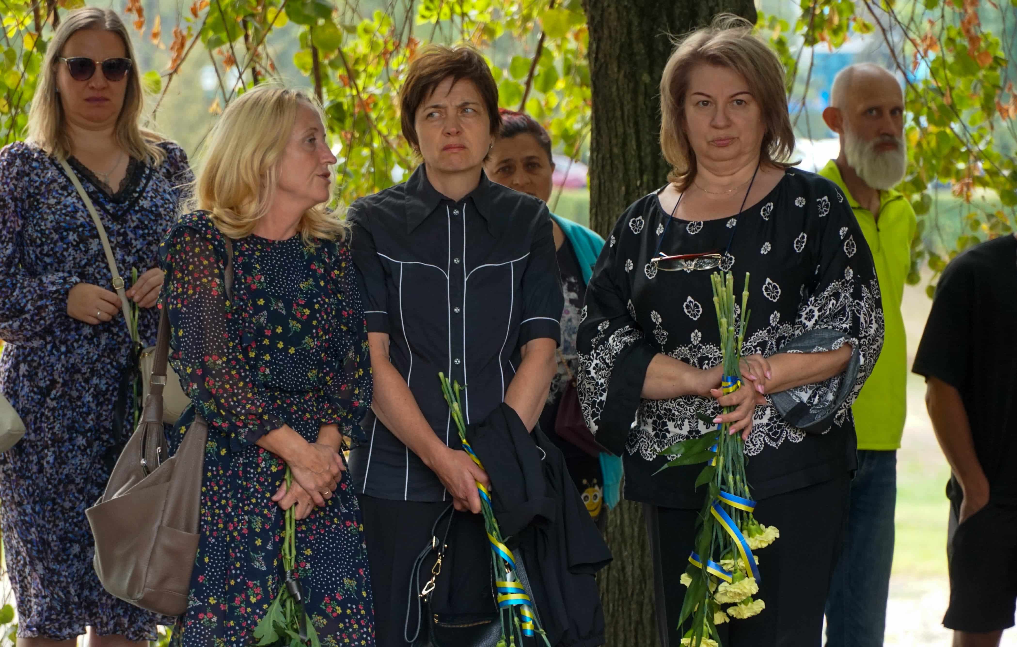 Майже два роки пошуків і надії: в Ужгороді сьогодні поховали 41-річного солдата Артема Талаєва