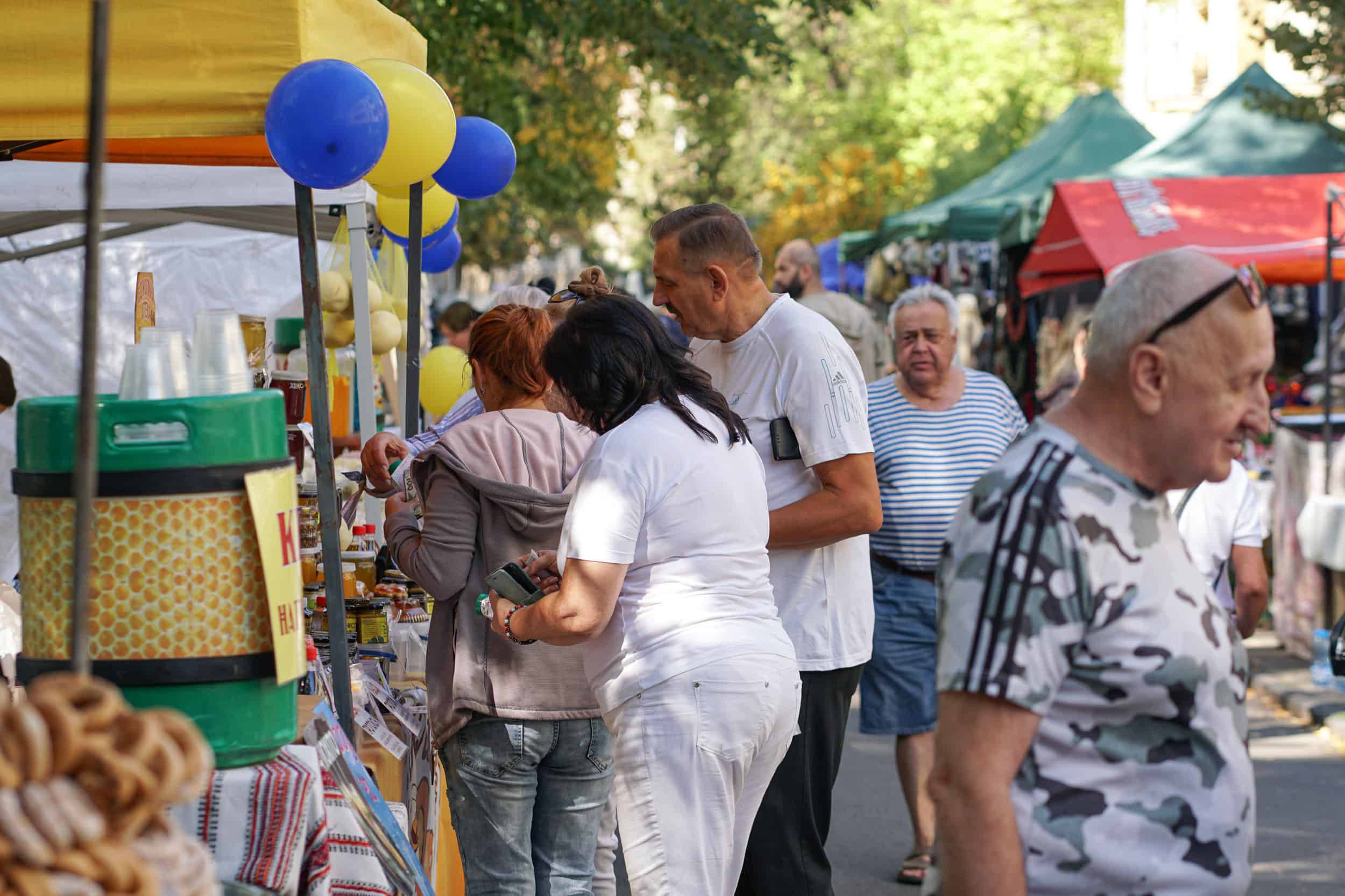 Крафтовий ярмарок до Дня Ужгорода об’єднав виробників із різних регіонів України