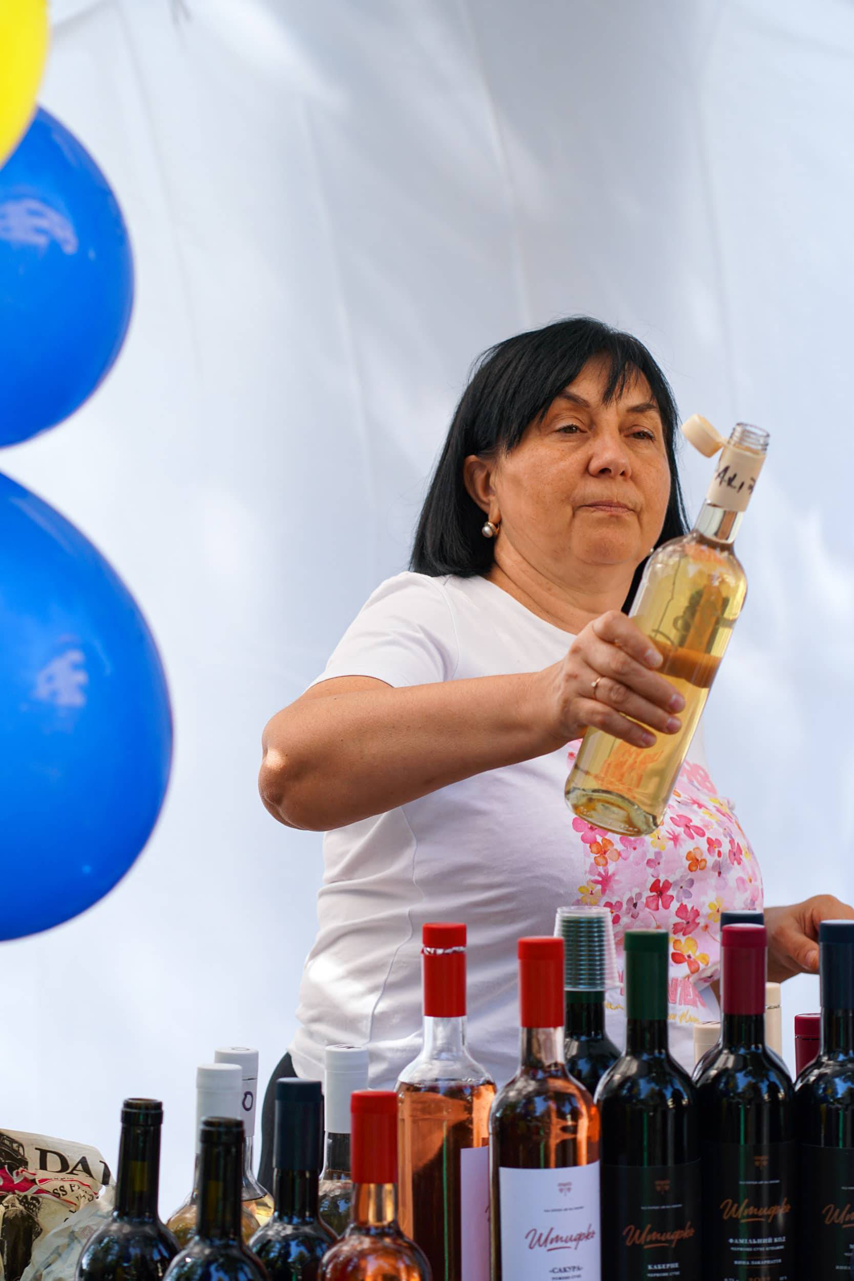 Крафтовий ярмарок до Дня Ужгорода об’єднав виробників із різних регіонів України