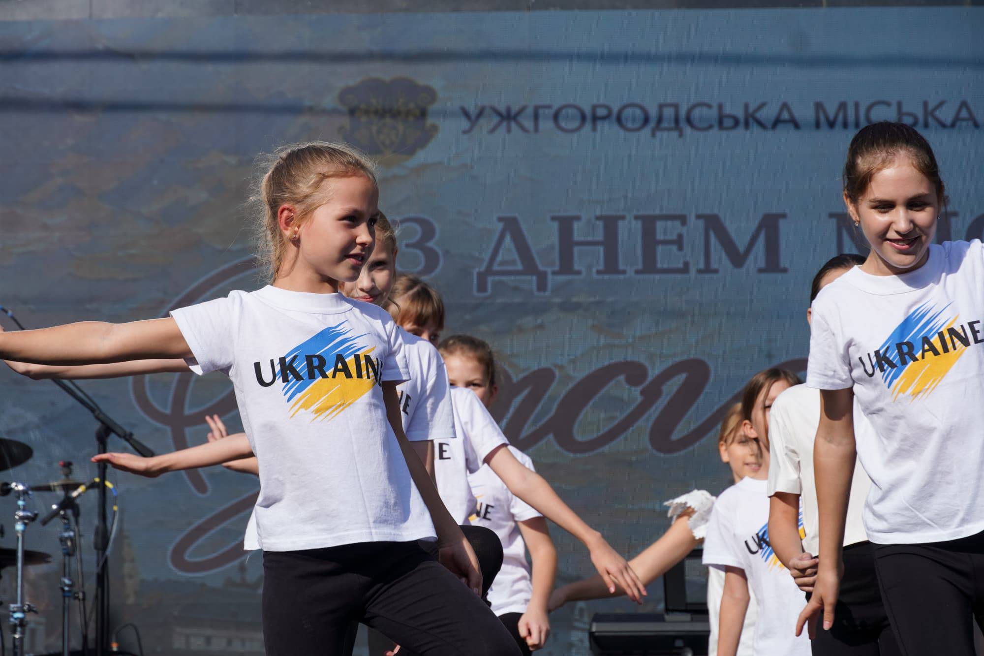 Від народних танців до джазу: в Ужгороді відбувся концерт до 1133-річчя міста