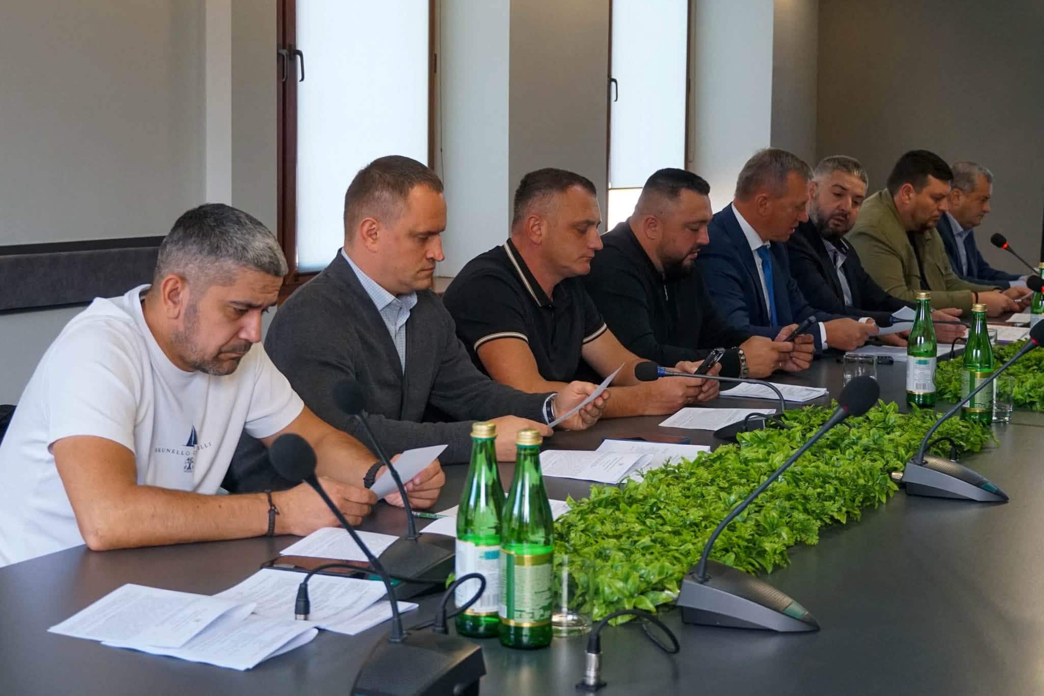 На черговому засіданні виконавчого комітету Ужгородської міської ради сьогодні, 23 вересня, розглянули низку питань