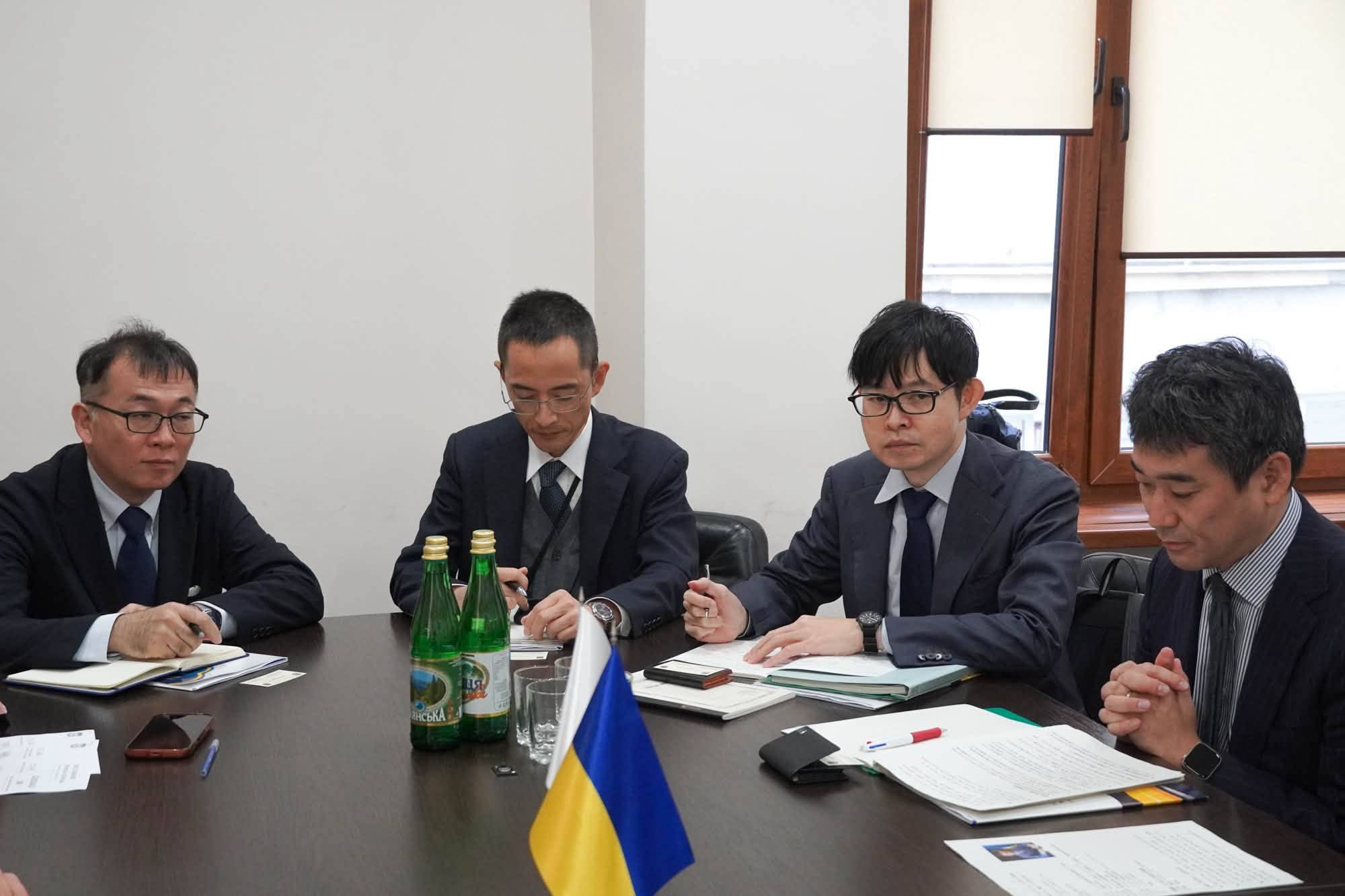 Розвиток двосторонньої економічної співпраці між Ужгородом та Японією: про це сьогодні говорили в міській раді