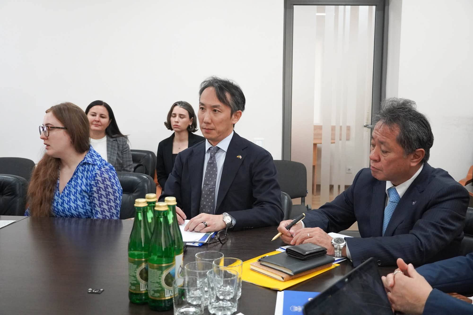 Розвиток двосторонньої економічної співпраці між Ужгородом та Японією: про це сьогодні говорили в міській раді