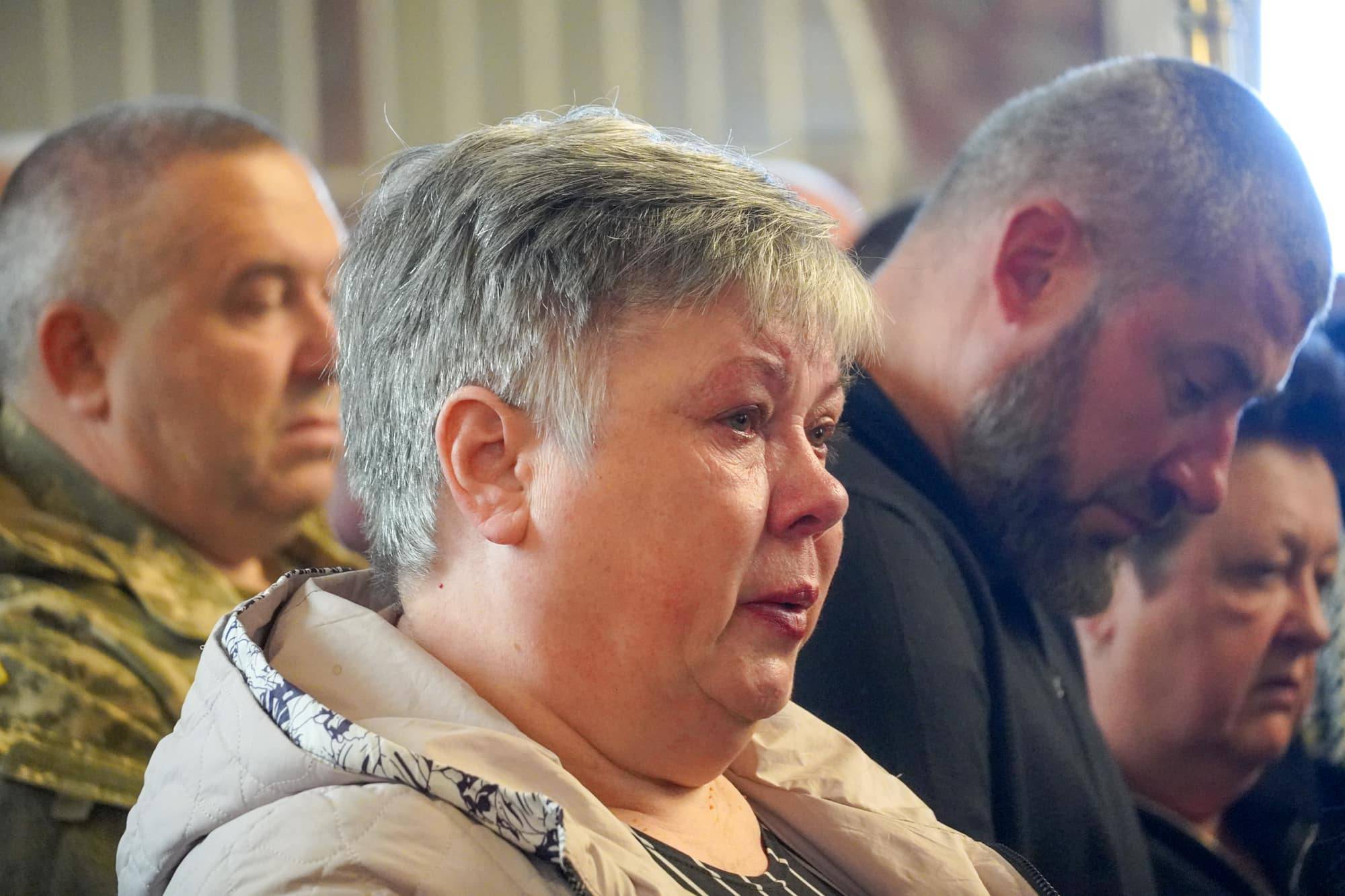 До останнього залишався там, де був потрібен побратимам та рідній Україні: з таким Героєм – 52-річним старшим солдатом Юрієм Сабо – сьогодні попрощався Ужгород