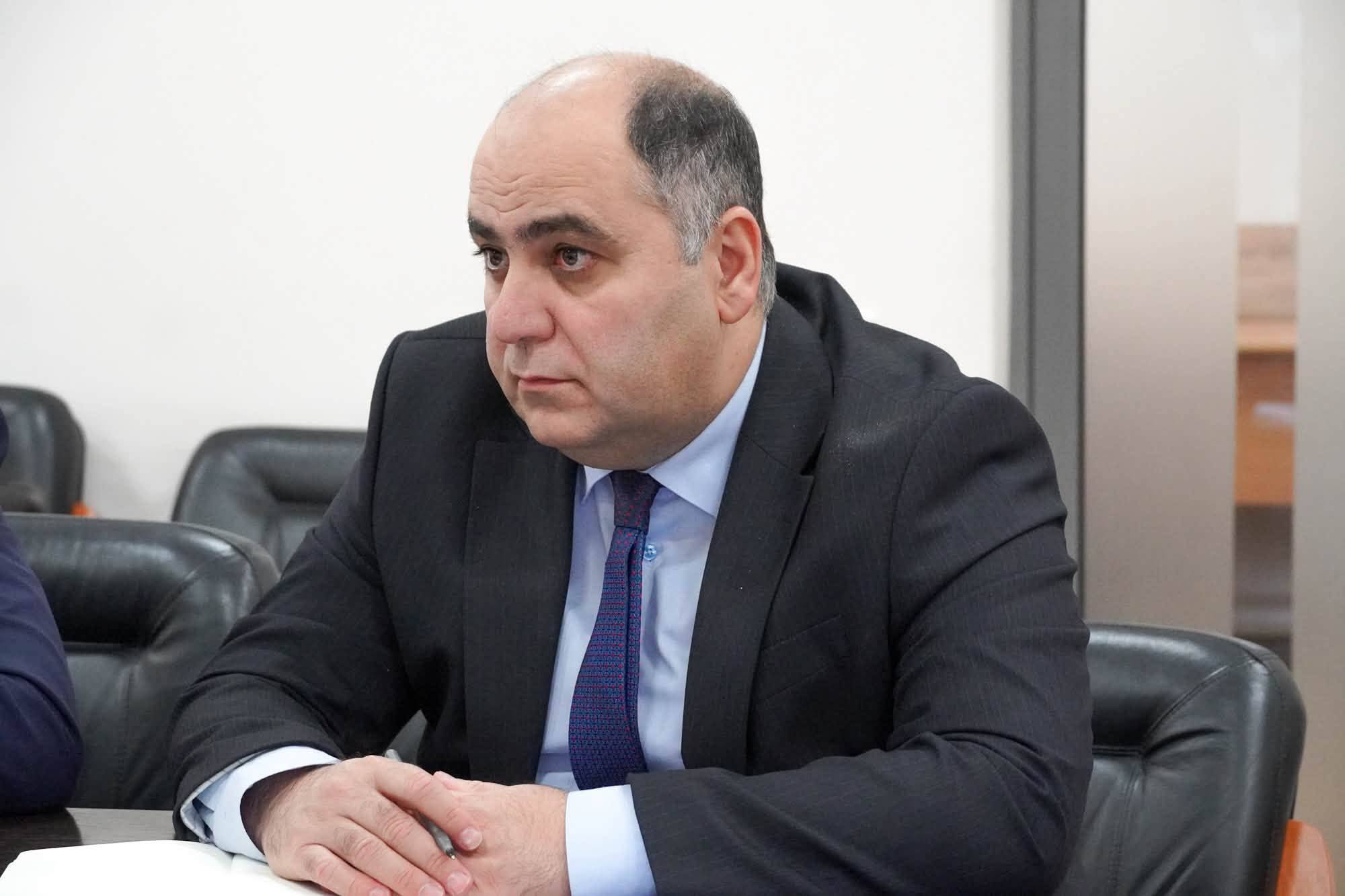 Уперше в Ужгороді Надзвичайний і Повноважний Посол Азербайджанської Республіки в Україні Сеймур Мардалієв: у міськраді з ним зустрівся міський голова Богдан Андріїв