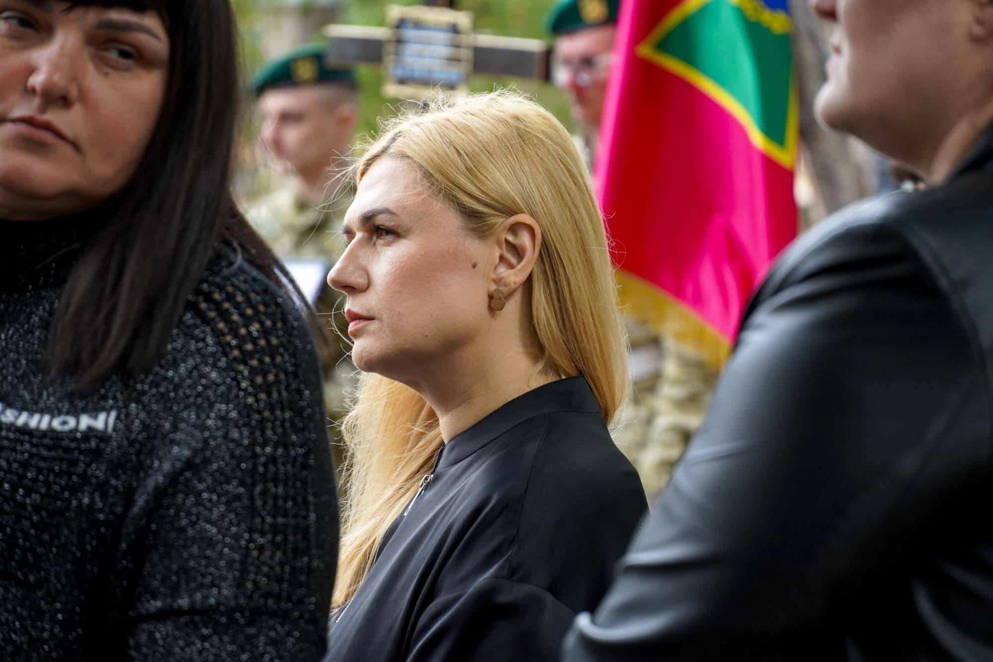 Його повернення рідні чекали більше року: в Ужгороді сьогодні поховали 47-річного старшого солдата Олександра Талахадзе