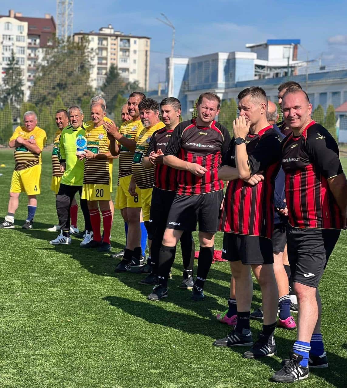 Футбольний турнір серед ветеранів 45+ пам’яті Юрія Мандича відбувся на стадіоні «Авангард» в Ужгороді