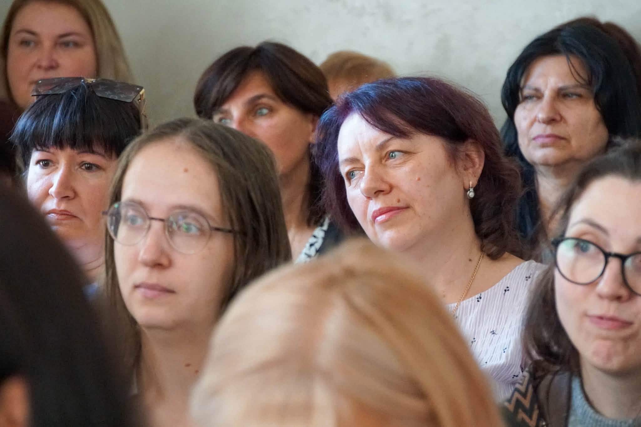 Ужгородська бібліотека-філія №4 цьогоріч відзначає Всеукраїнський день бібліотек в оновленому приміщенні на вул. Залізничній