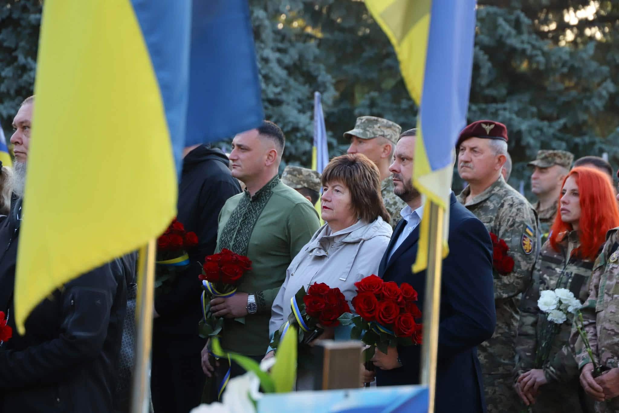 Сьогодні, 1 жовтня, у День захисників та захисниць України, вшанували пам'ять полеглих воїнів на Пагорбі Слави