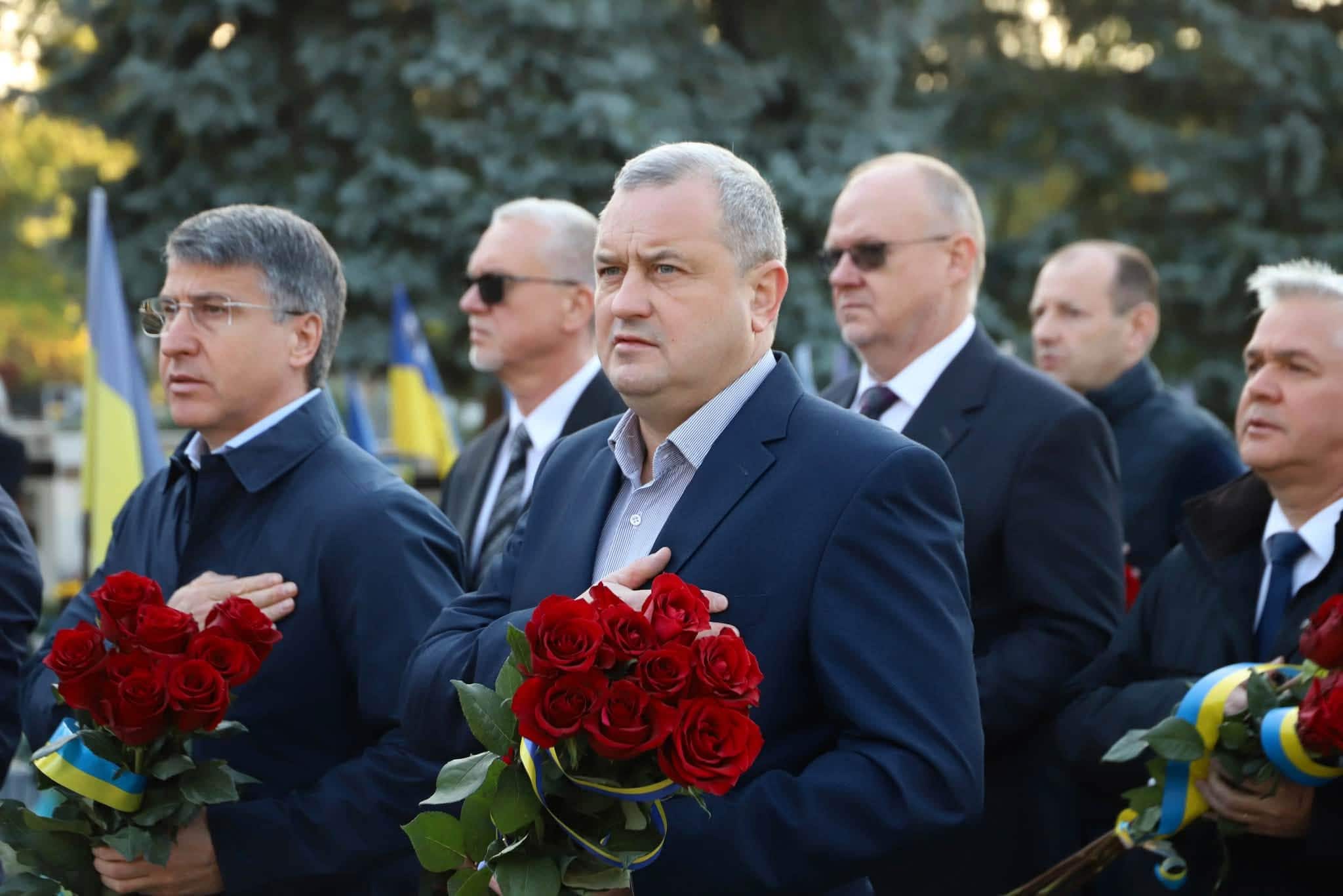 Сьогодні, 1 жовтня, у День захисників та захисниць України, вшанували пам'ять полеглих воїнів на Пагорбі Слави