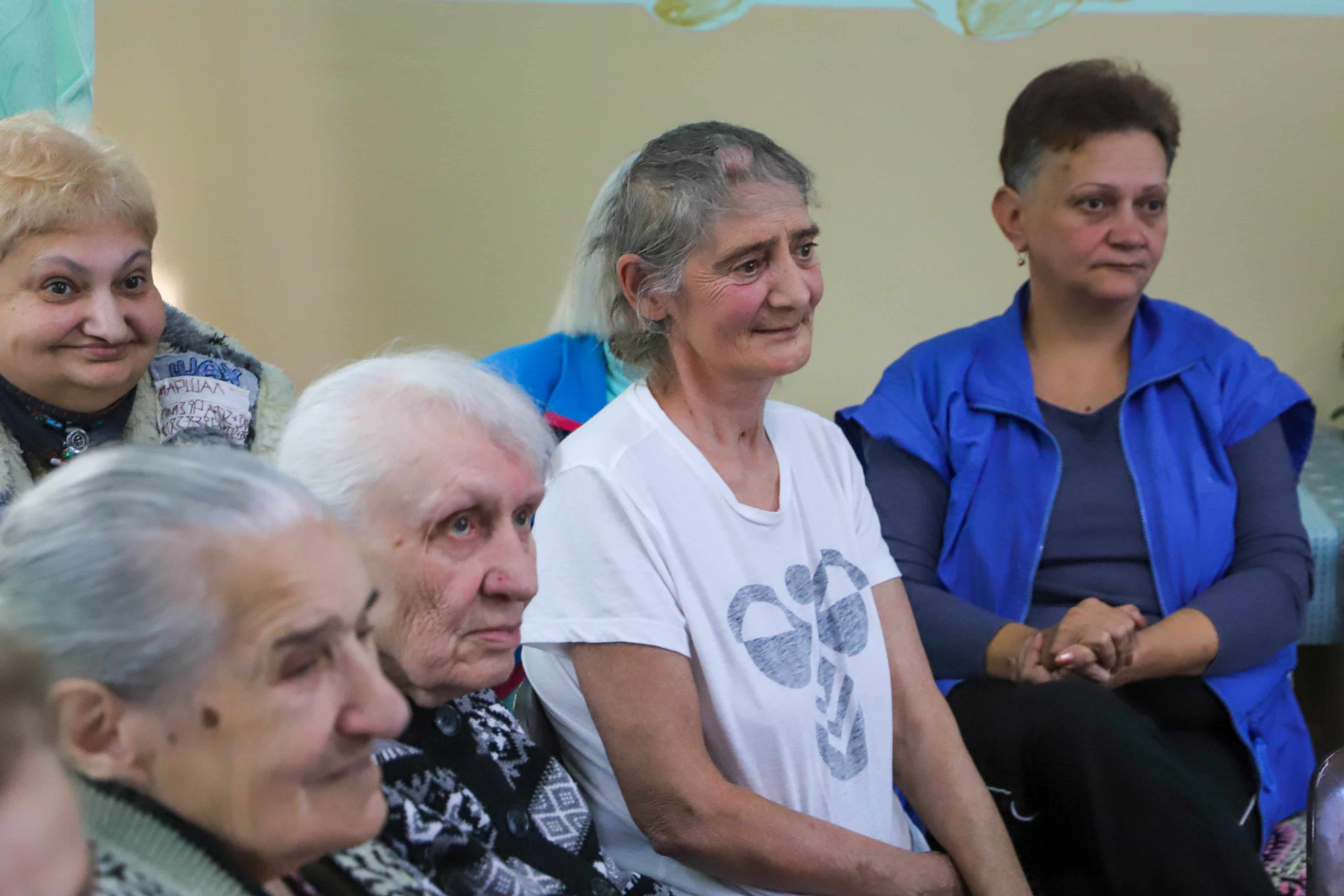 Для підопічних відділення стаціонарного догляду Ужгородського міського терцентру соціального обслуговування департаменту соціальної політики міської ради організували тепле свято