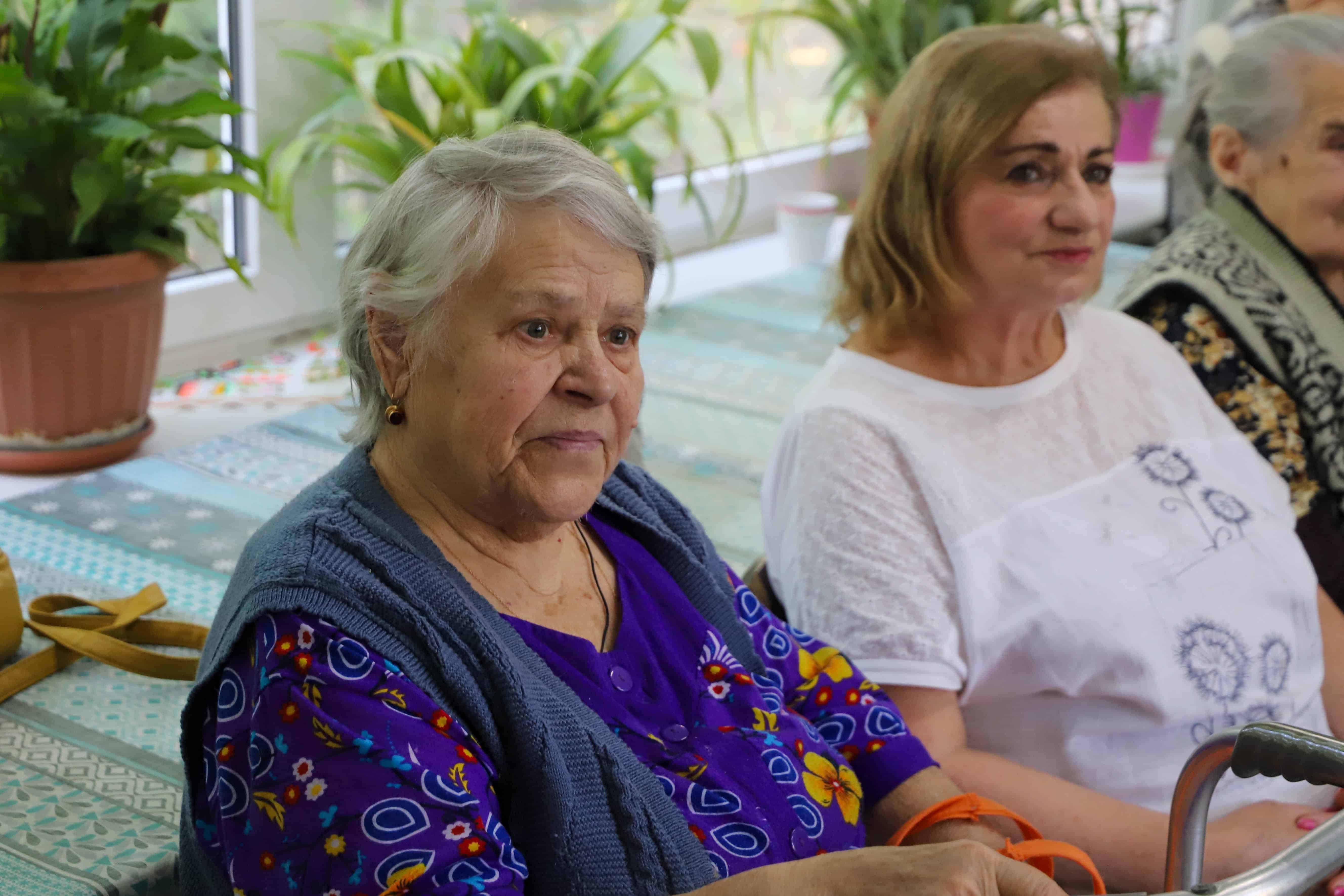 Для підопічних відділення стаціонарного догляду Ужгородського міського терцентру соціального обслуговування департаменту соціальної політики міської ради організували тепле свято