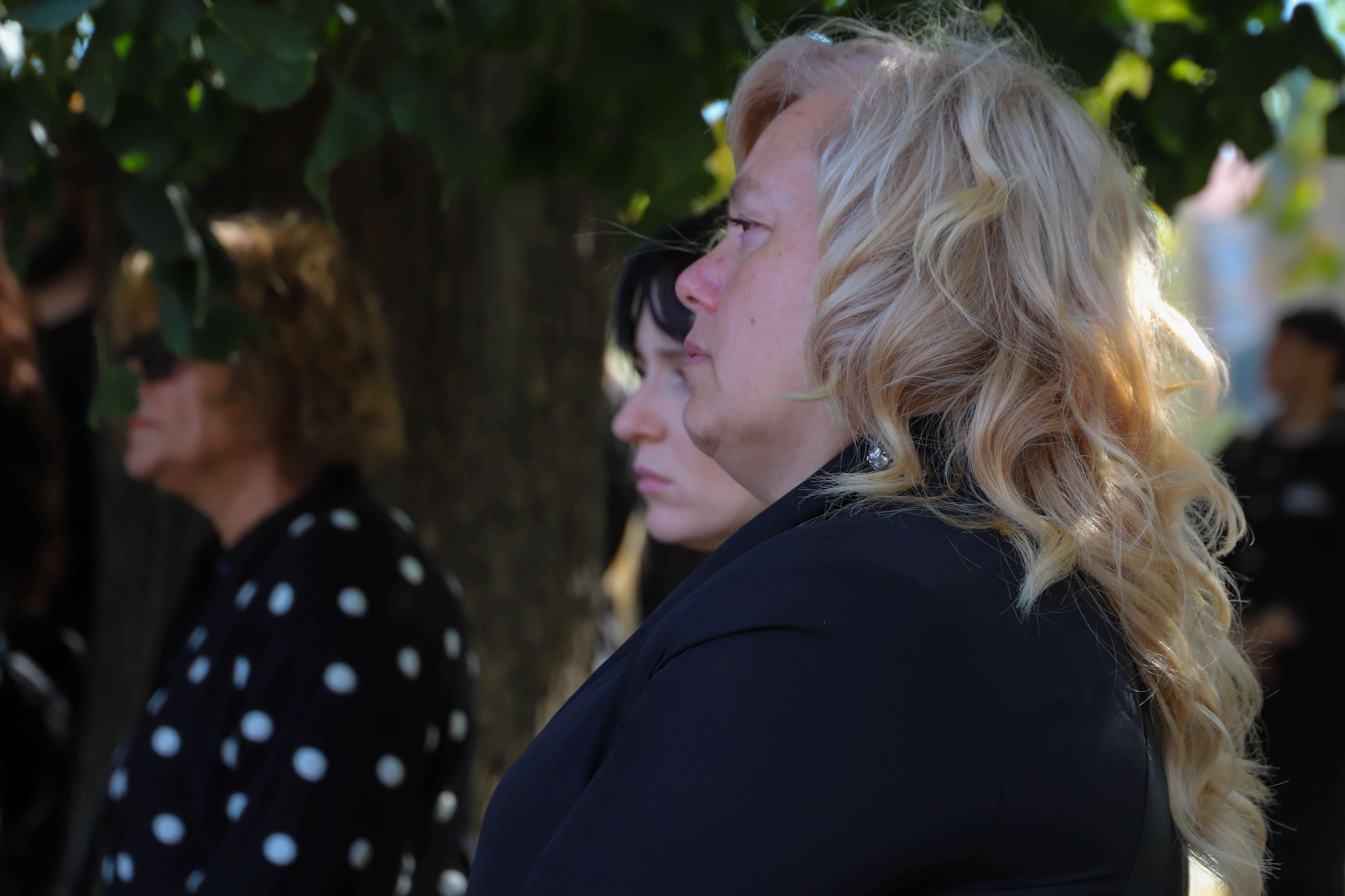 В Ужгороді сьогодні попрощалися зі ще одним захисником – 46-річним старшим сержантом Віталієм Черваком