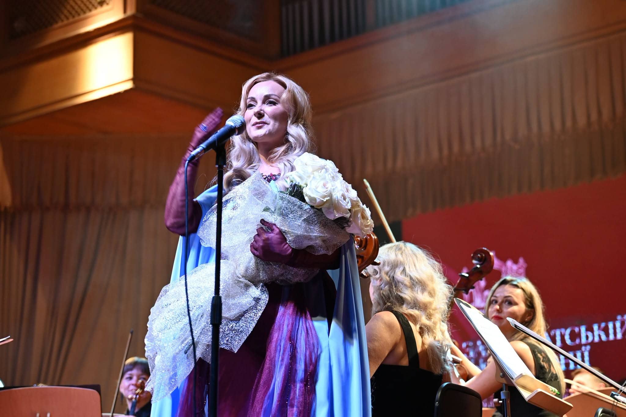 Закарпатська обласна філармонія відзначила 80-річчя творчої діяльності ювілейним концертом