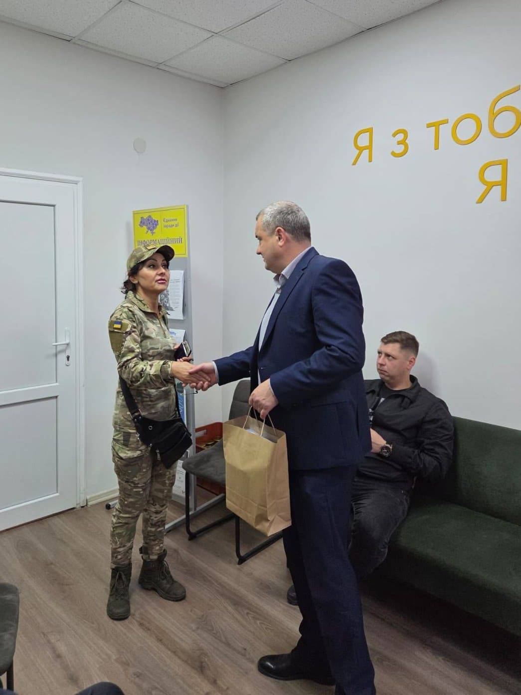 До Дня захисників і захисниць України привітали ветеранів і ветеранок Ужгородської громади