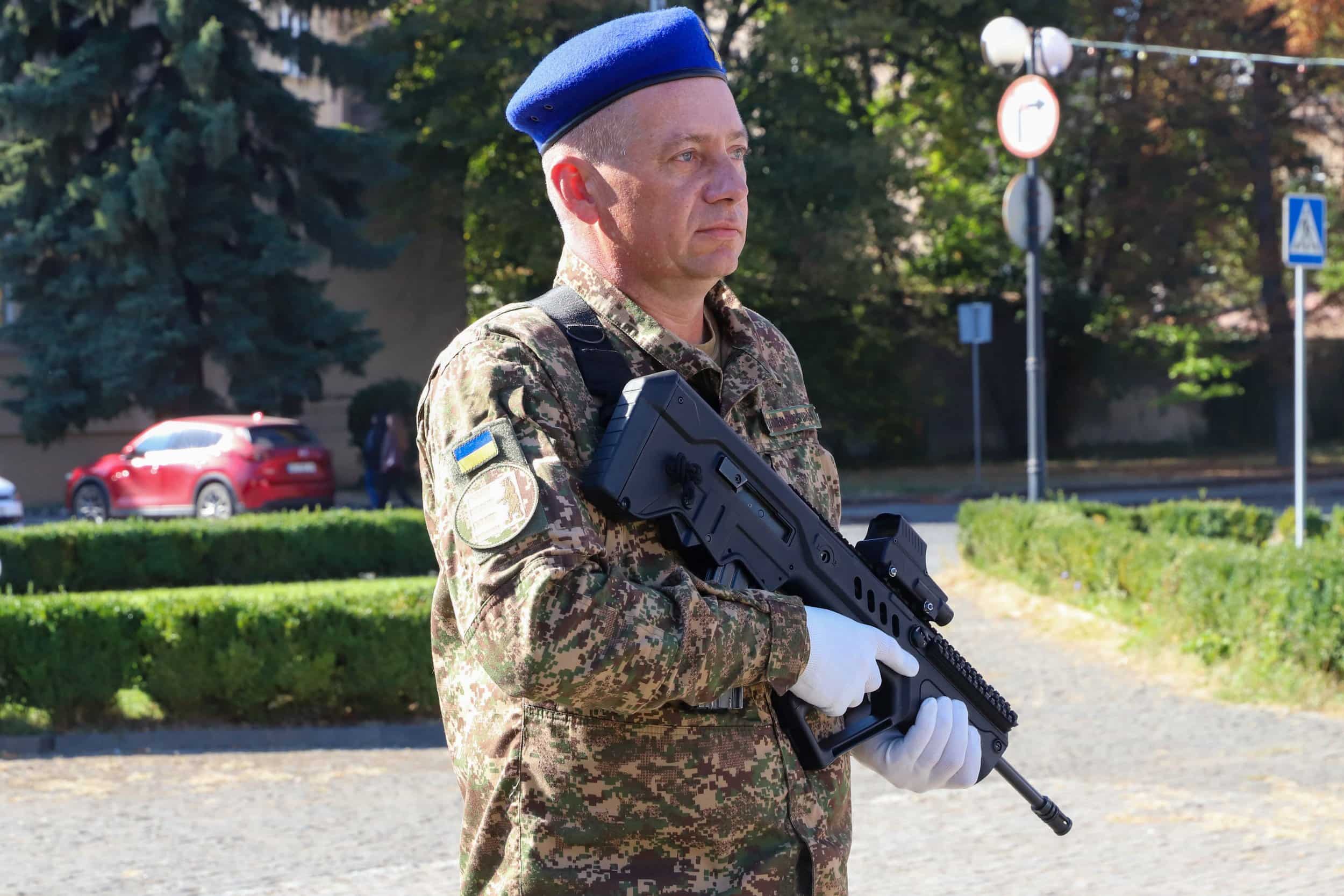 В Ужгороді відбулися урочистості з нагоди Дня територіальної оборони