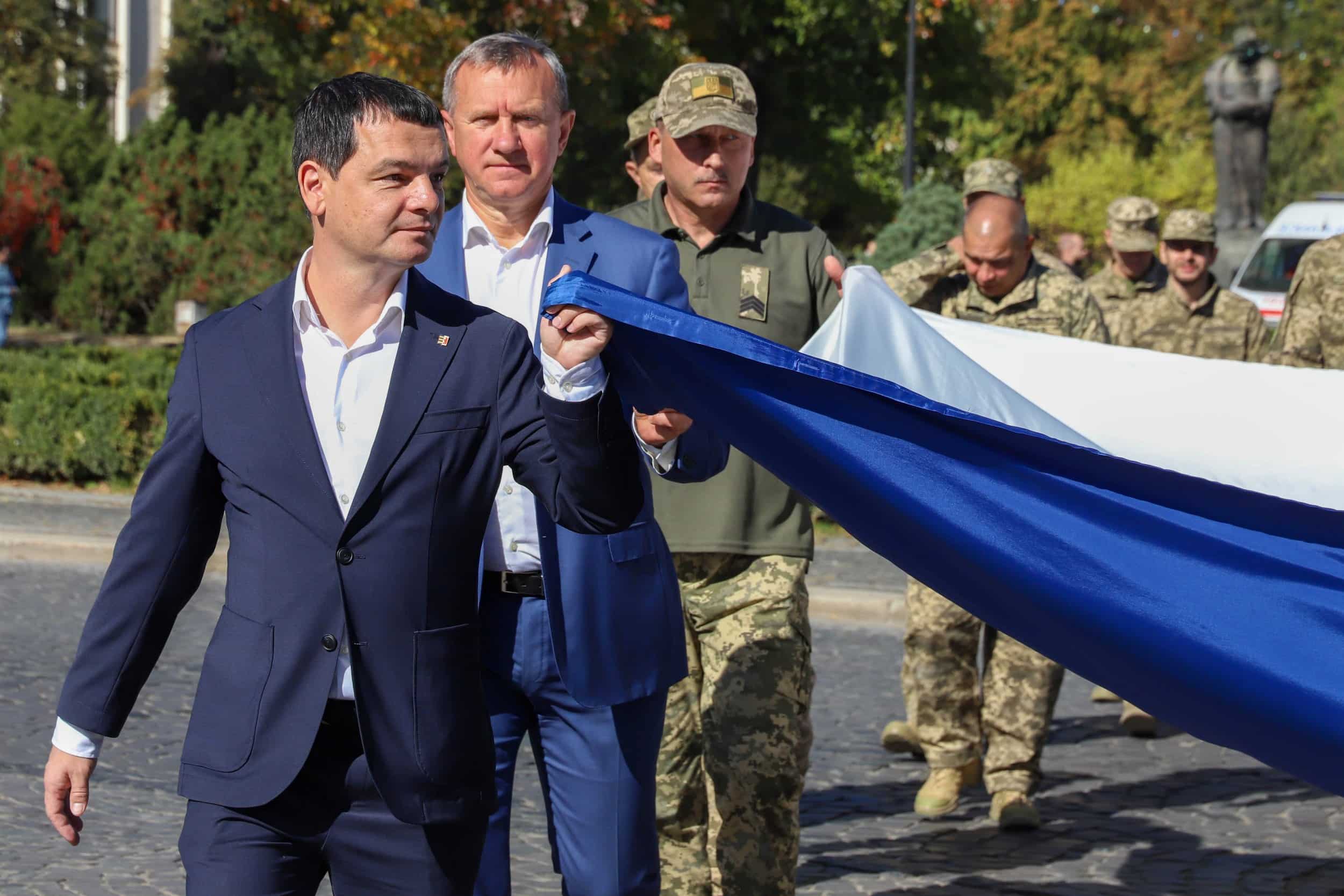 В Ужгороді відбулися урочистості з нагоди Дня територіальної оборони