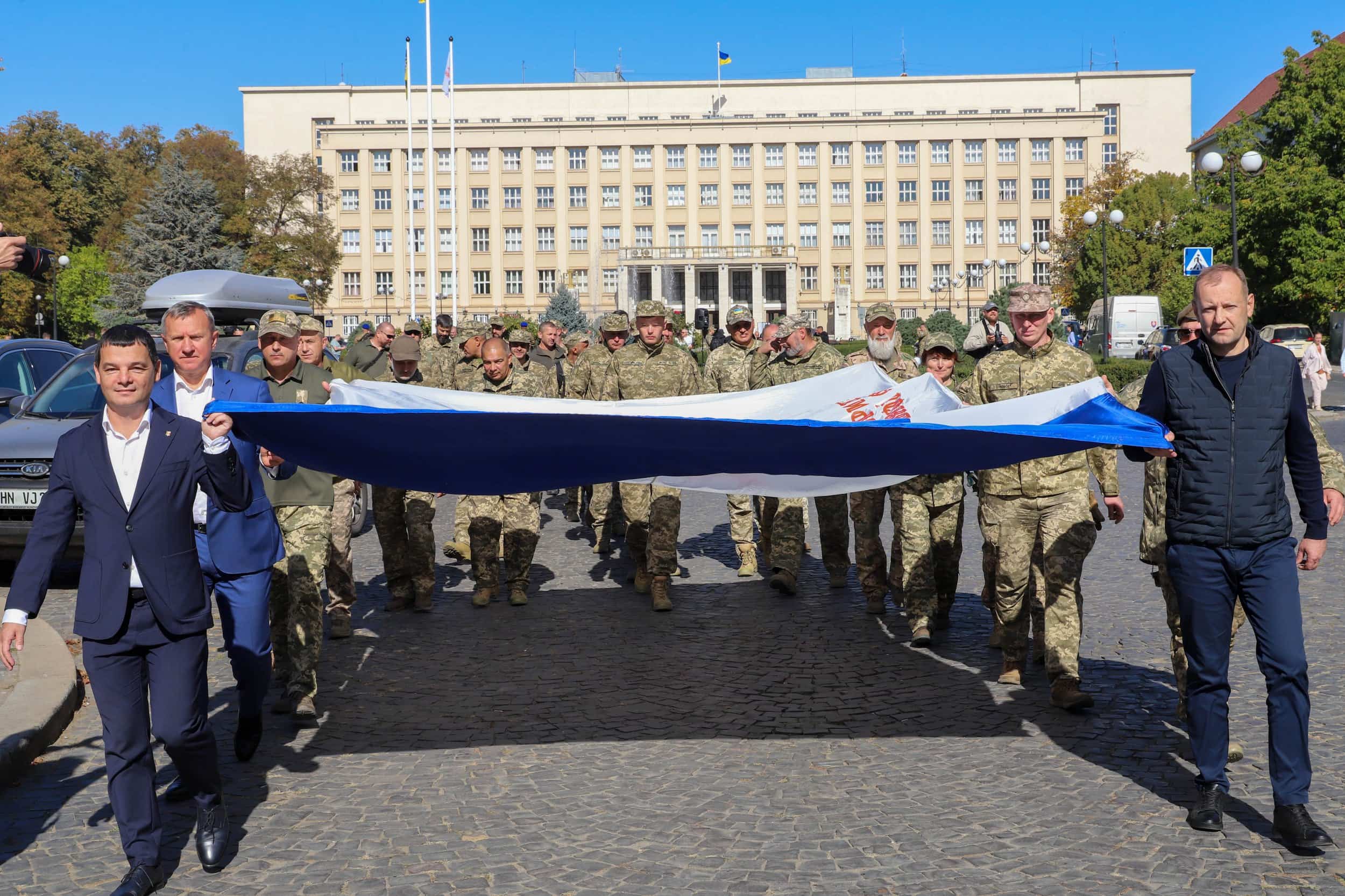 В Ужгороді відбулися урочистості з нагоди Дня територіальної оборони
