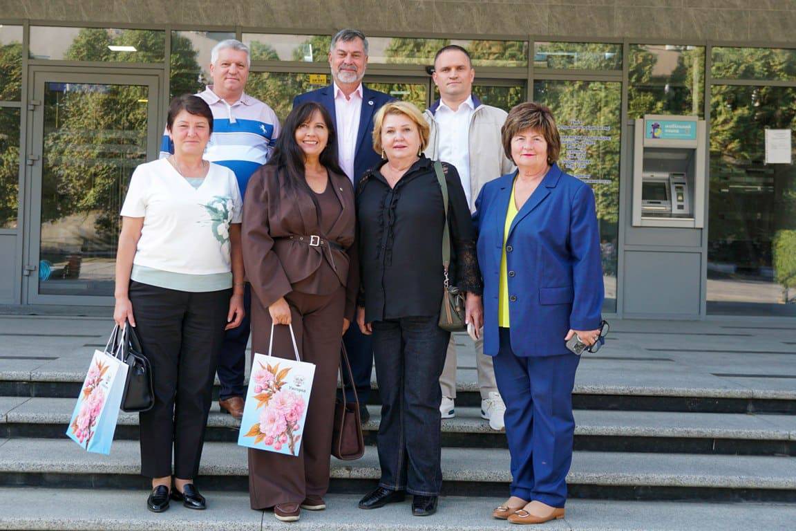 В Ужгородській міській раді відбулася зустріч із представниками територіальних громад Київської області